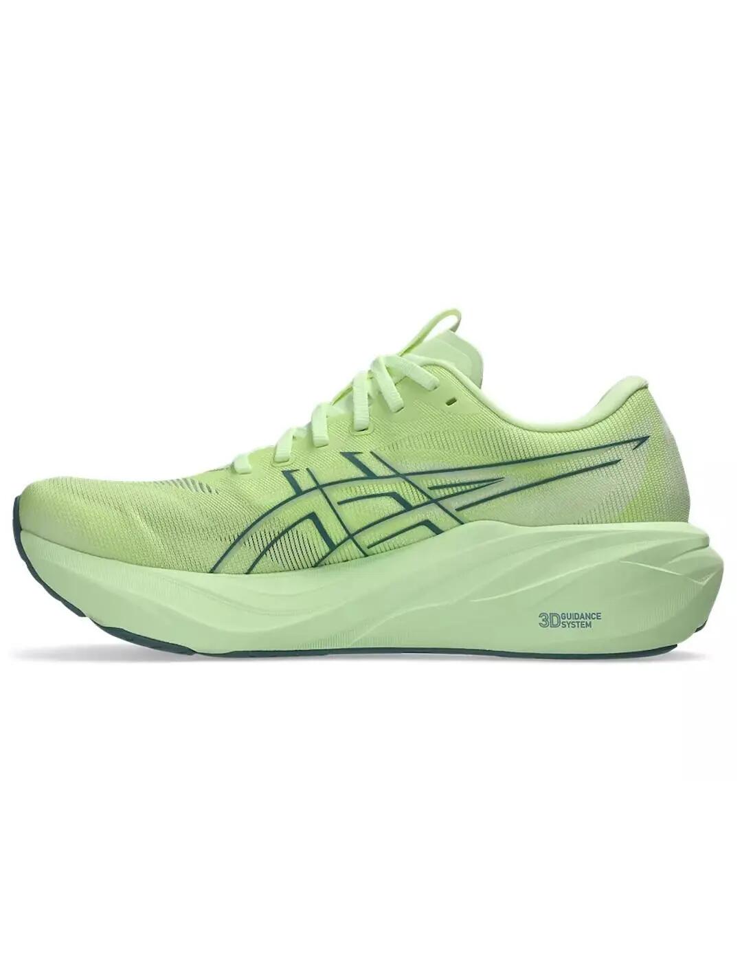 La traducción al alemán sería: "Lauf- und Trailrunning-Schuhe für Herren Asics G 2/4