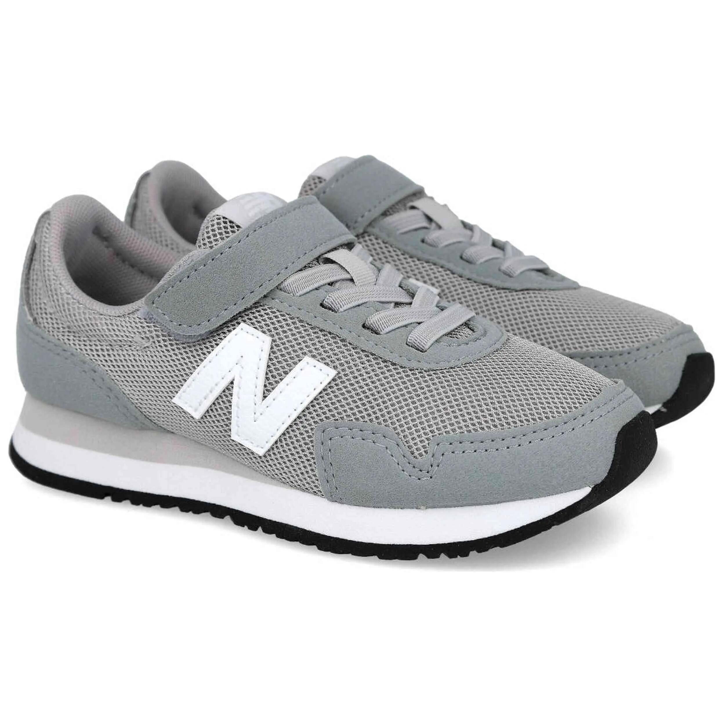 Zapatillas New balance modelo PV323 para niñas 4/5