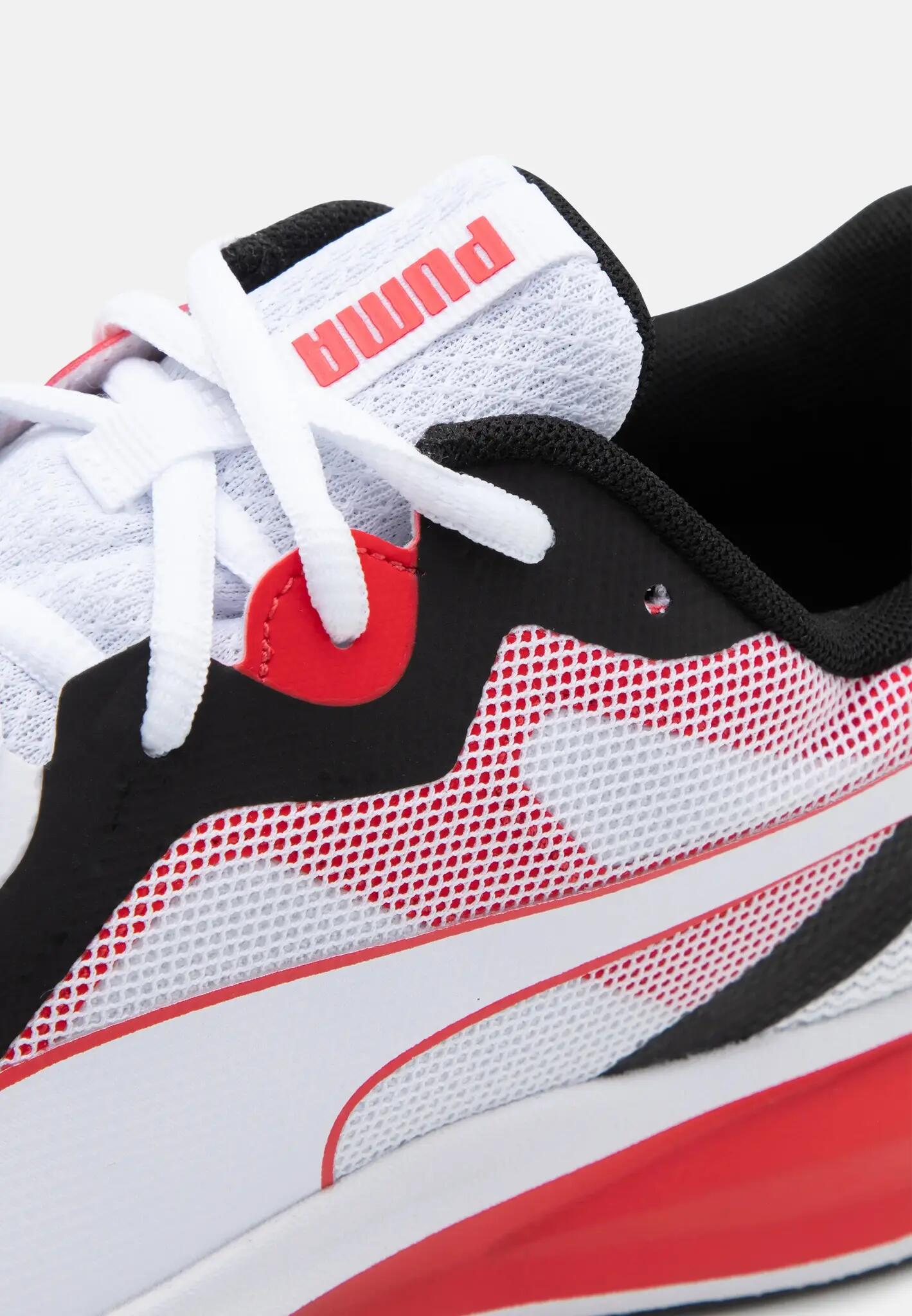 Scarpe da corsa da donna PUMA Twitch Runner 3/6