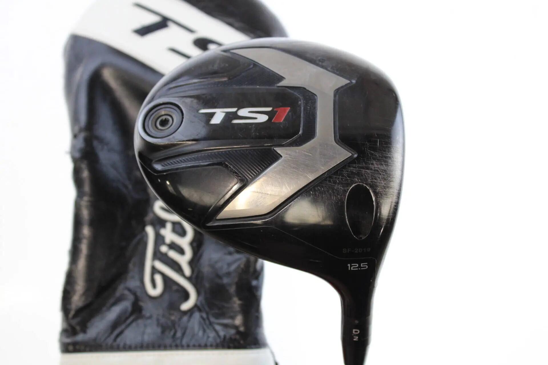 TITLEIST picture