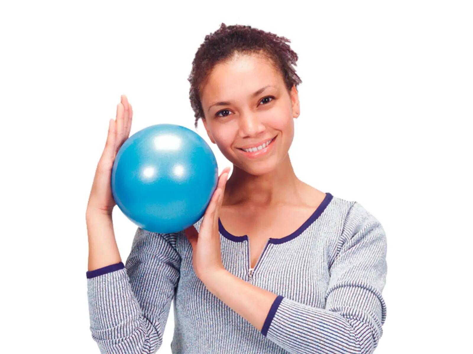 Gymnic Over Ki Palla morbida per Pilates Ø 15 cm celeste respirazione e mobilità 2/9