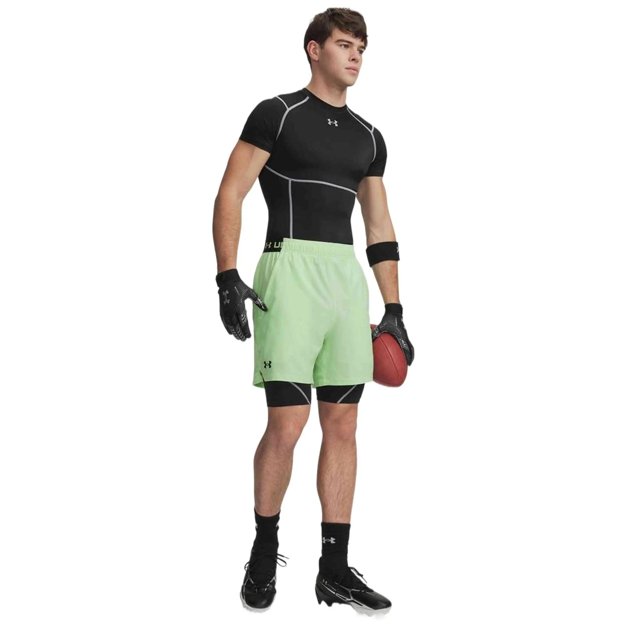 Pantalon corto Under armour modelo UA Vanish Woven 6in Shorts para hombre 4/4