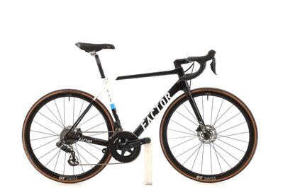 Tweedehands racefiets · o2 vam di2 11v · zeer goede toestand