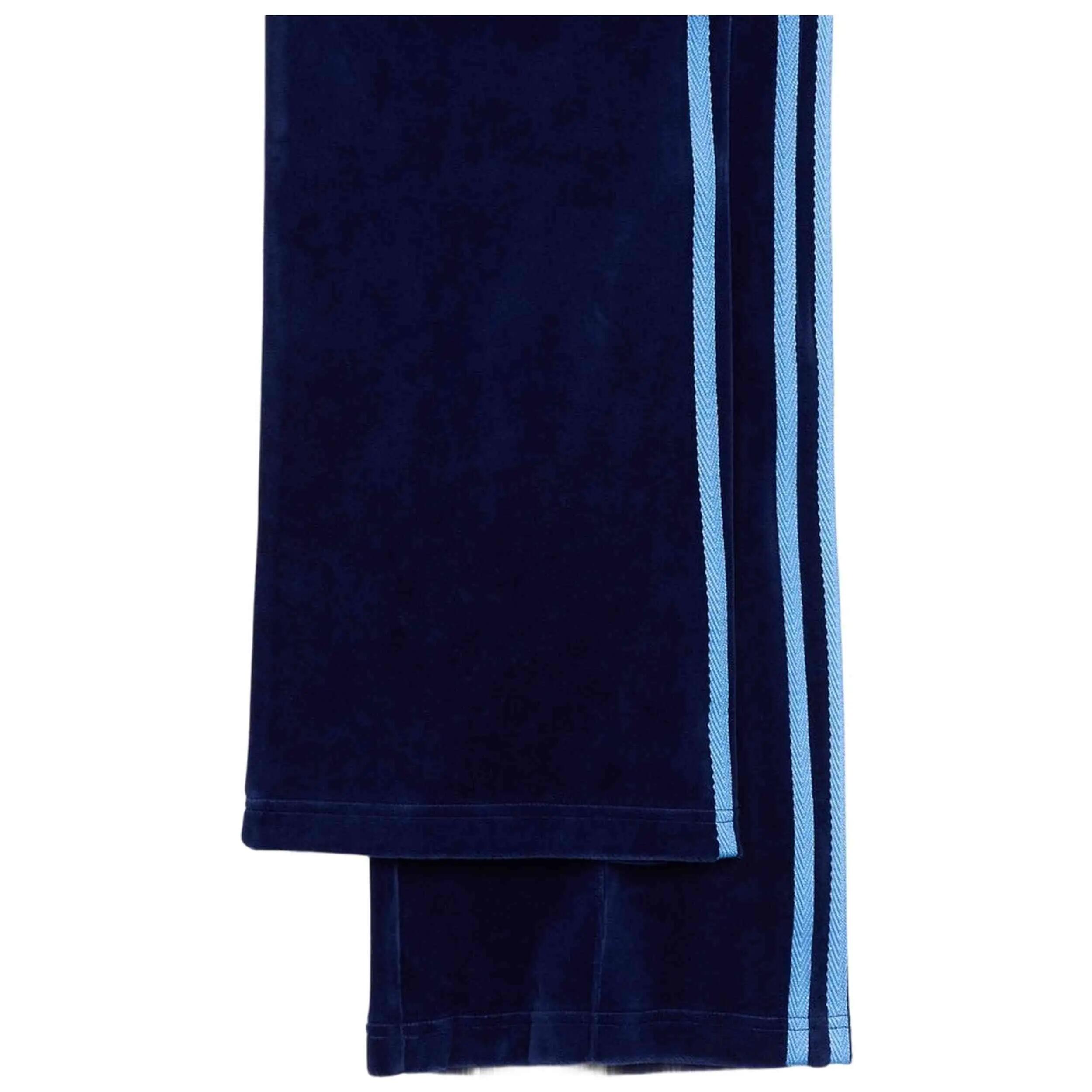 Calças de fato de treino Adidas modelo KD1493 para mulheres 5/5