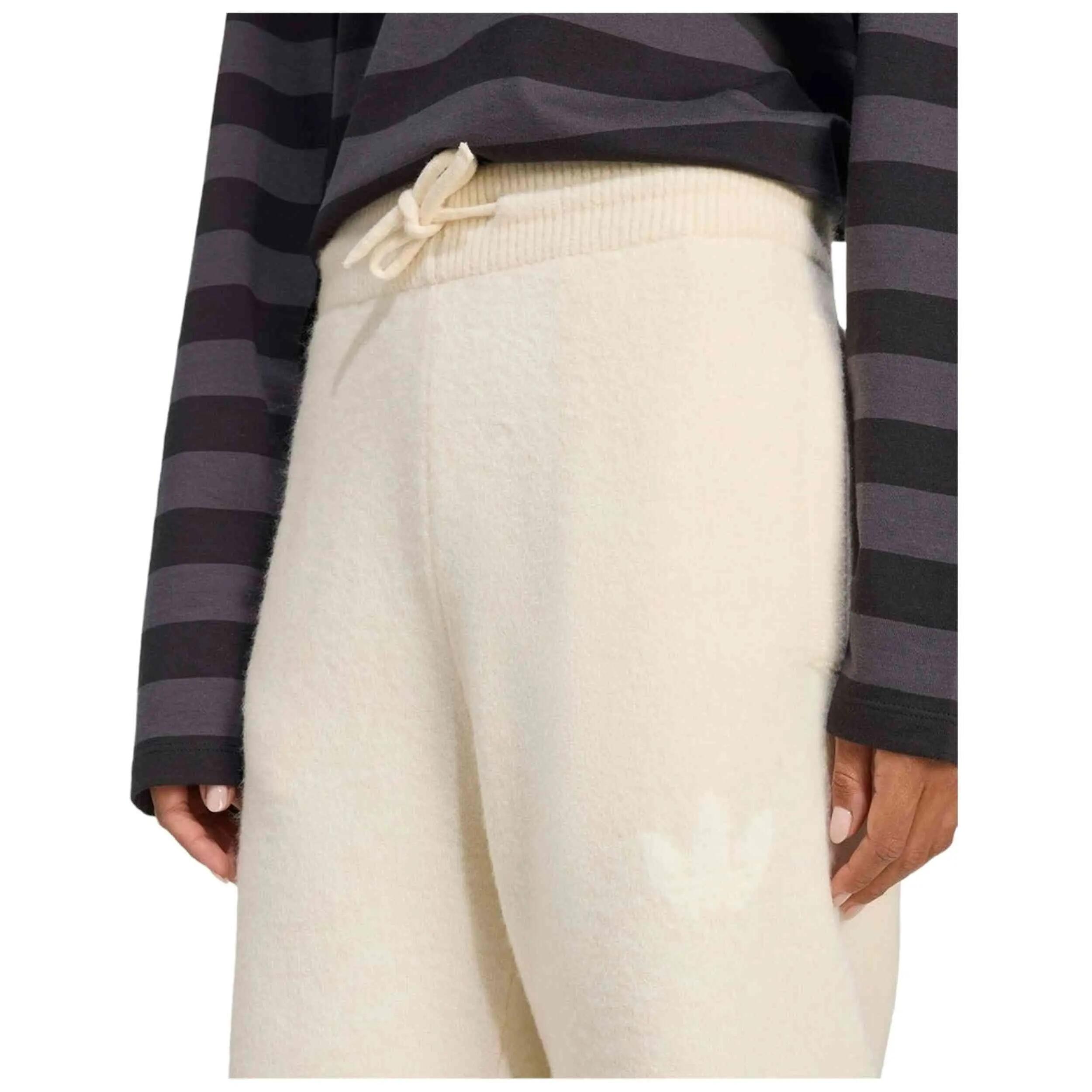 Calças de fato de treino Adidas modelo KF2536 para mulheres 5/5