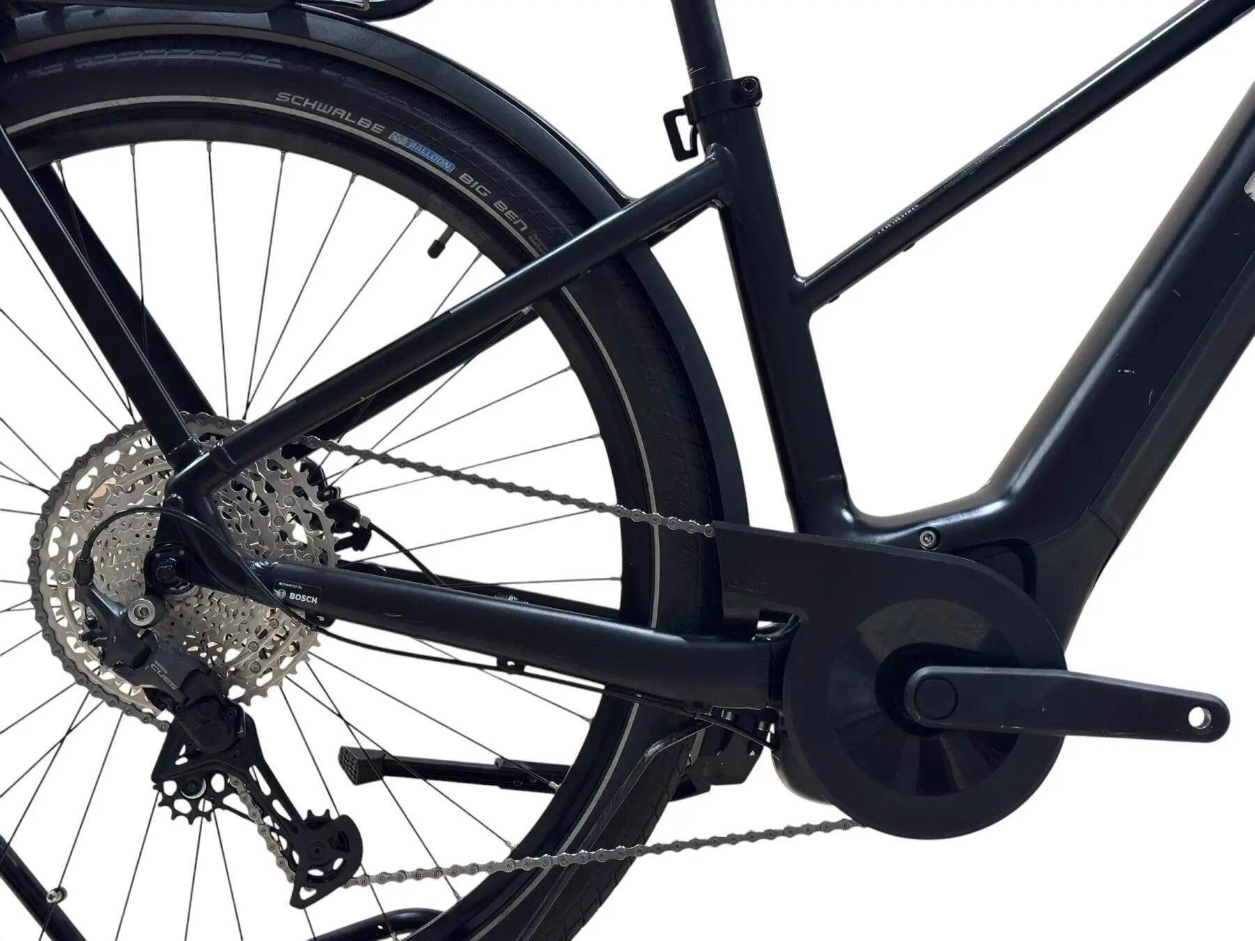 Segunda vida - Bicicletas eléctricas Cube Touring Hybrid Pro 625 Cues- Como novo 13/15