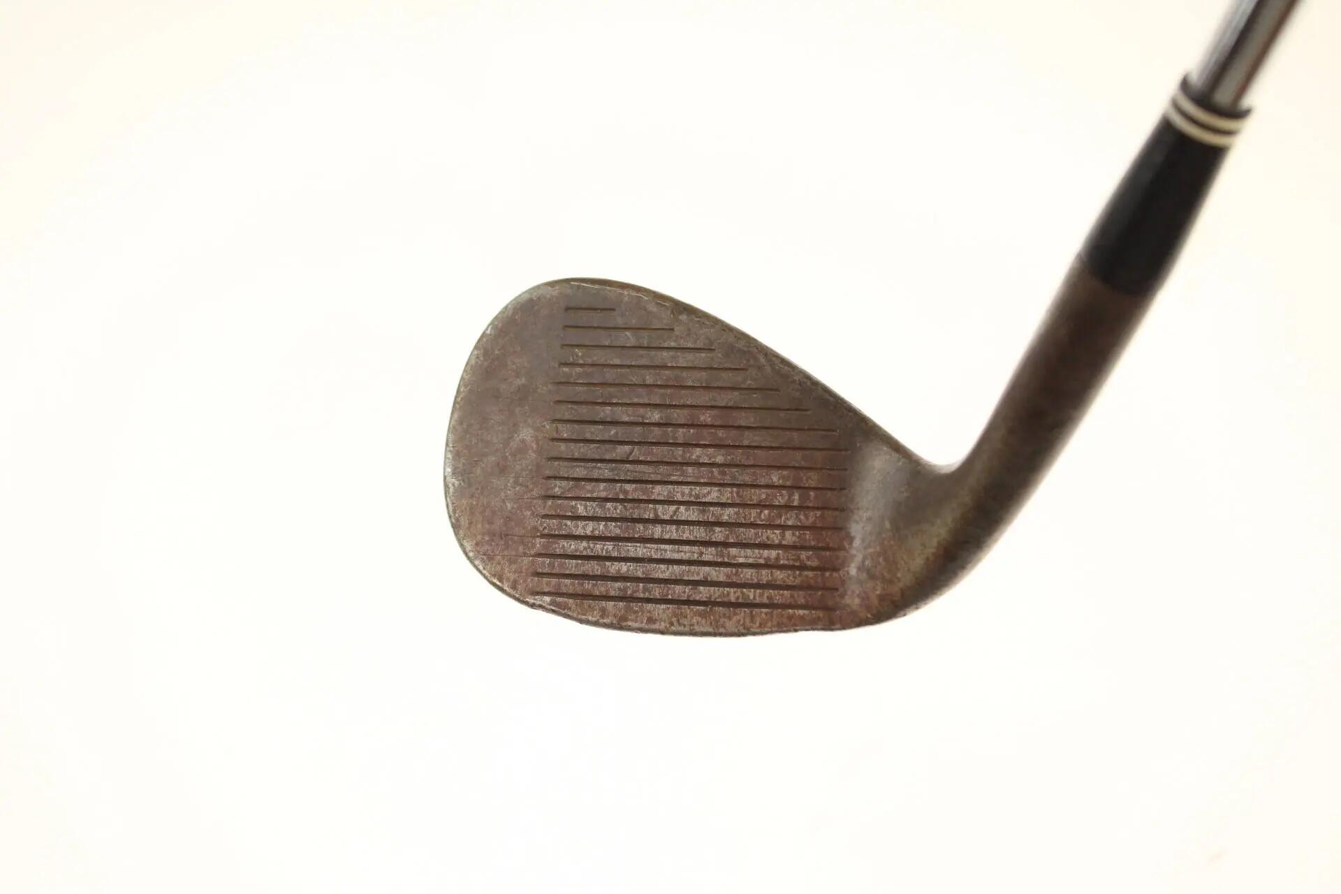 Seconde vie - Cleveland 588 Tour Action Rusty RH 51-deg Wedge - Sufficient 3/6