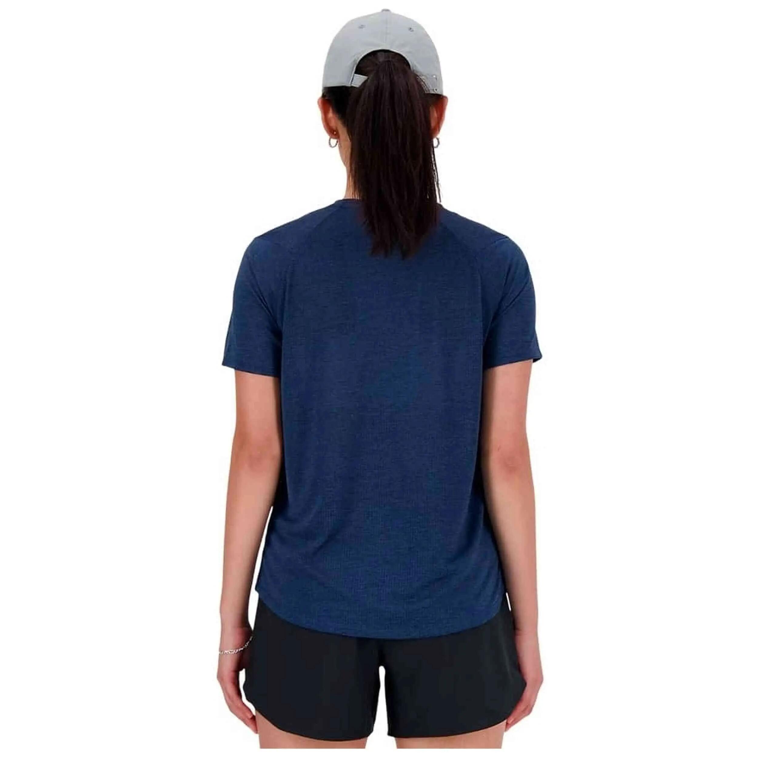 T-shirt New balance modèle WT41253NNH pour femmes 2/6
