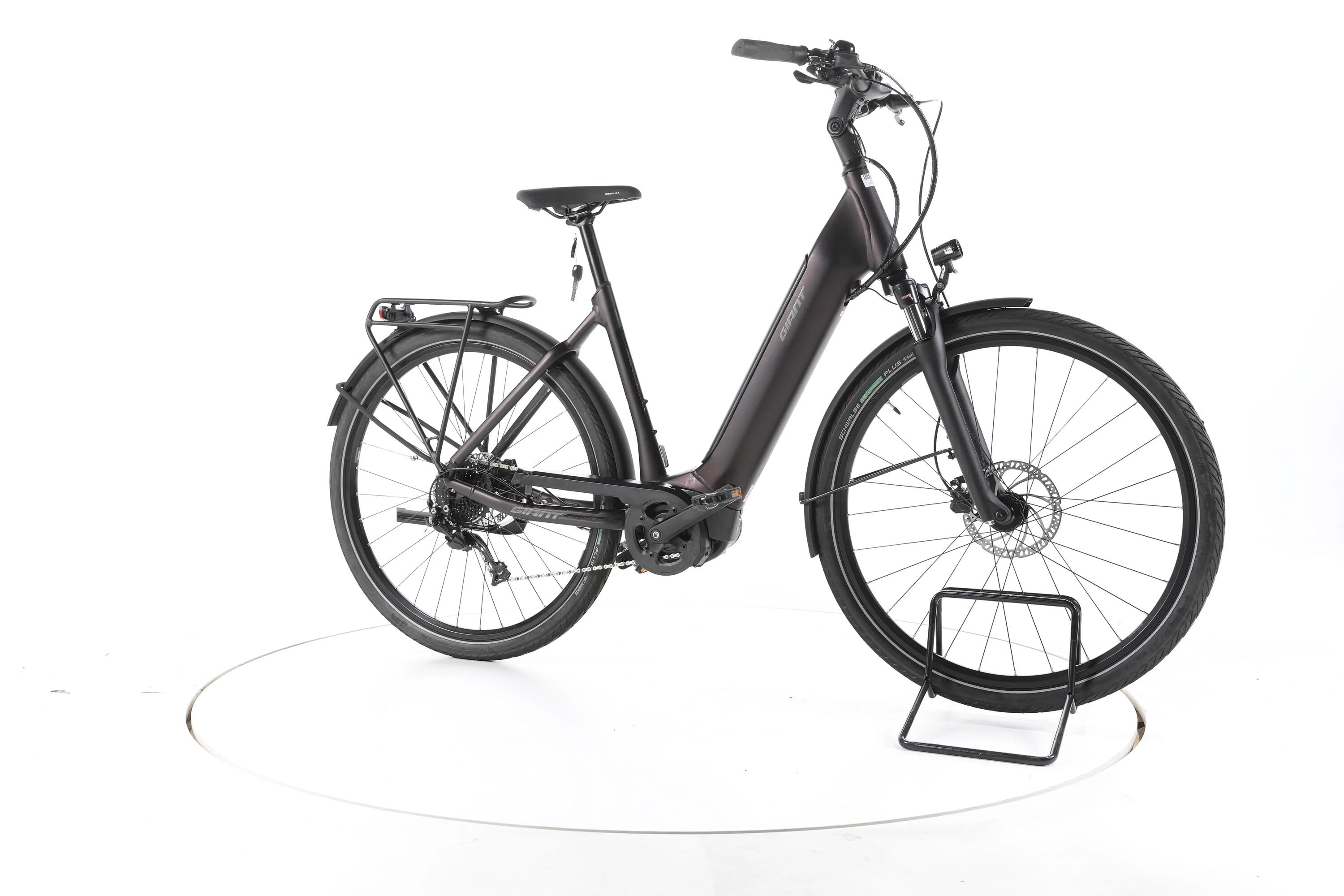 Segunda vida - Giant DailyTour E+ 3 Trekking E-Bike Degrau baixo - Bom Estado 2/7