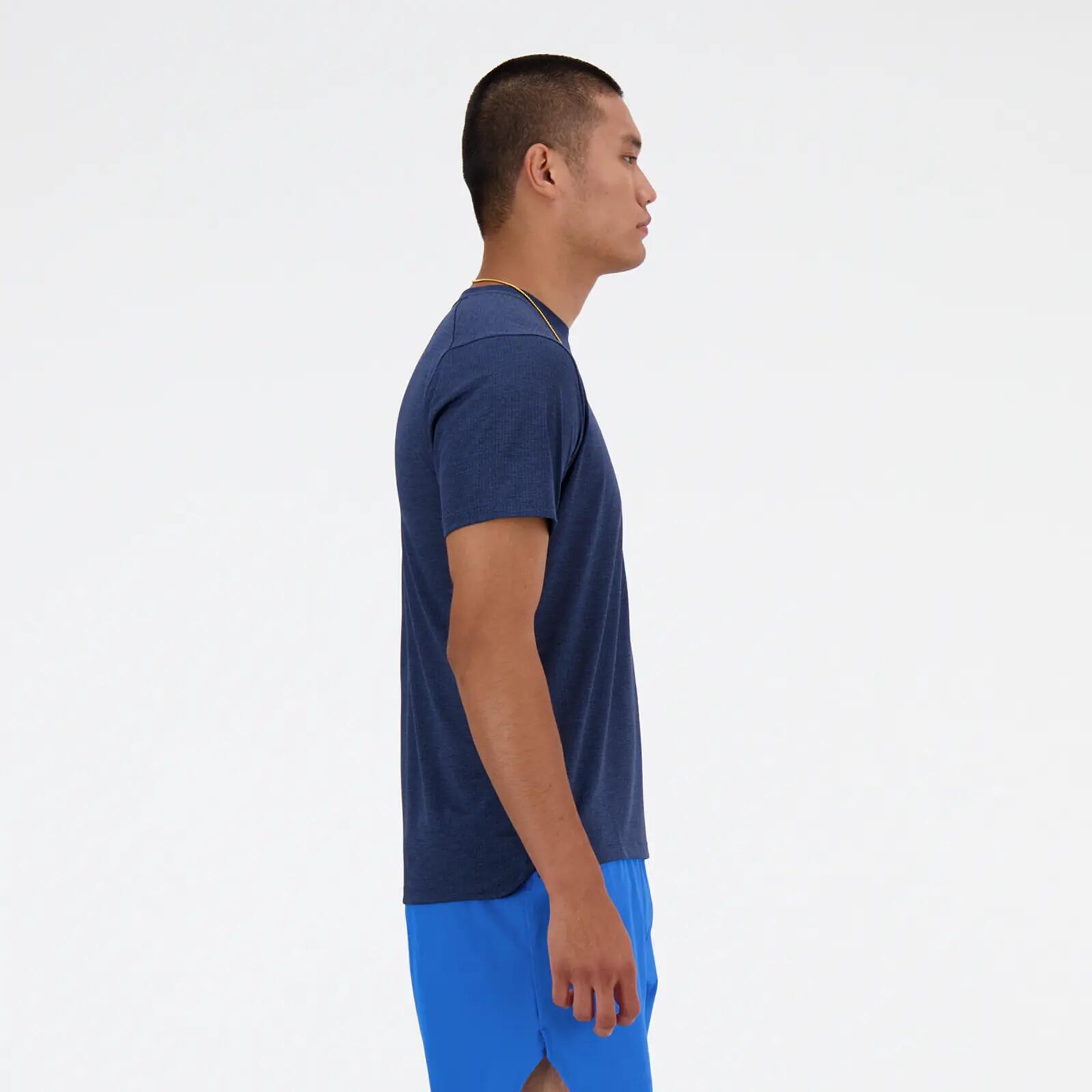 T-shirt New balance modèle MT41253NNH pour homme 5/5