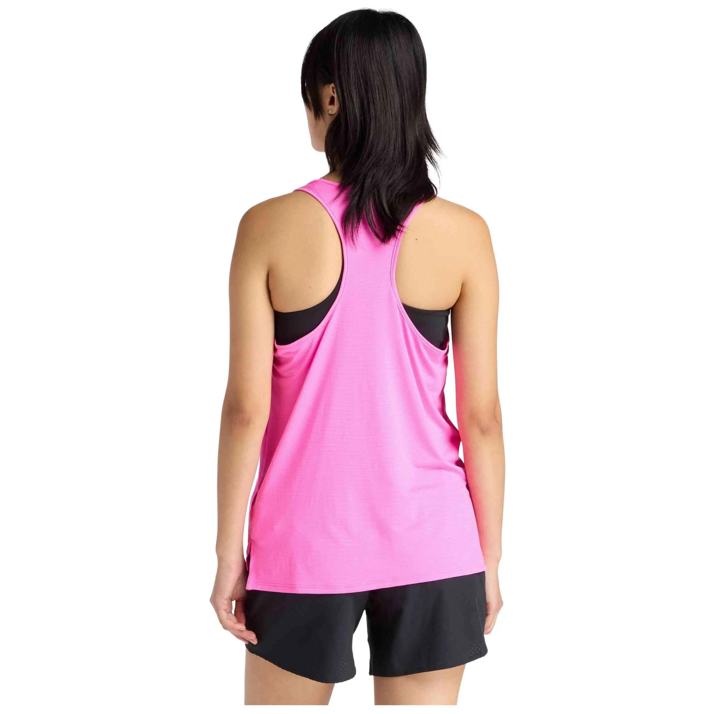 Maglia a maniche corte New balance modello Camiseta New Balance tirant per donne 3/5