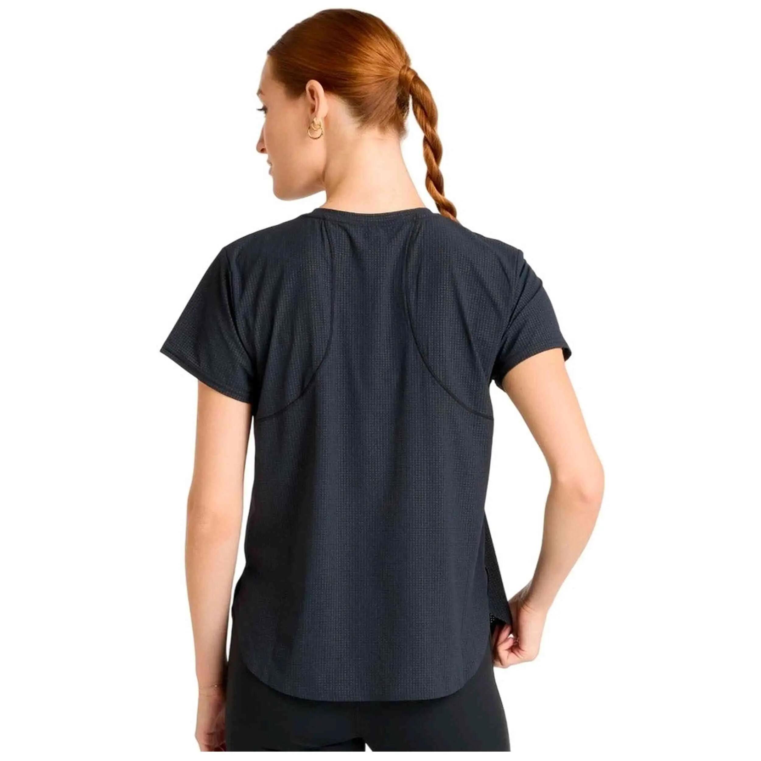 T-shirt New balance modelo Camiseta New Balance Race Day Ultra Lig para mulheres 2/4