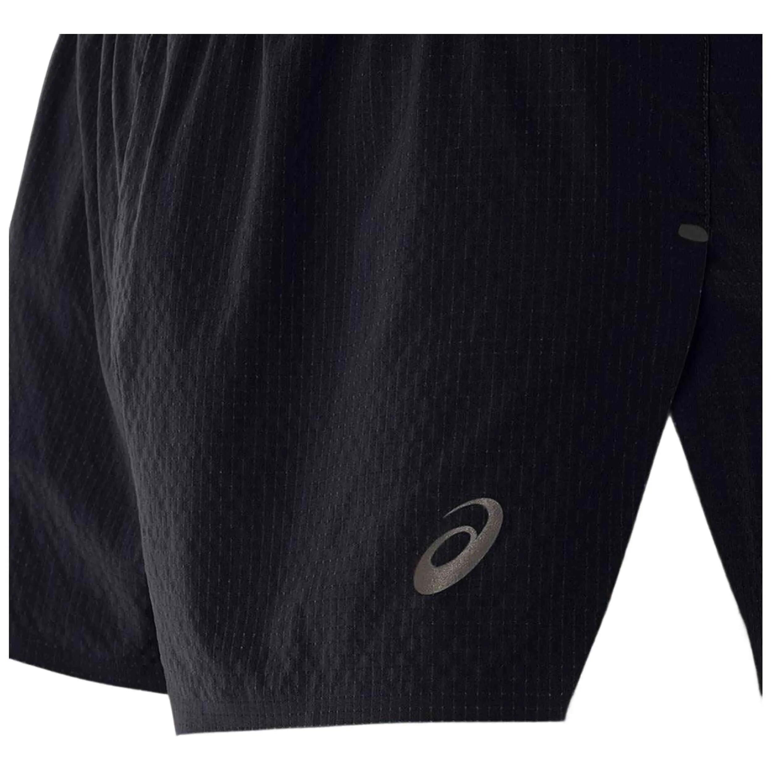 Pantalon corto Asics modelo 2011C752-001 para mujer 4/5