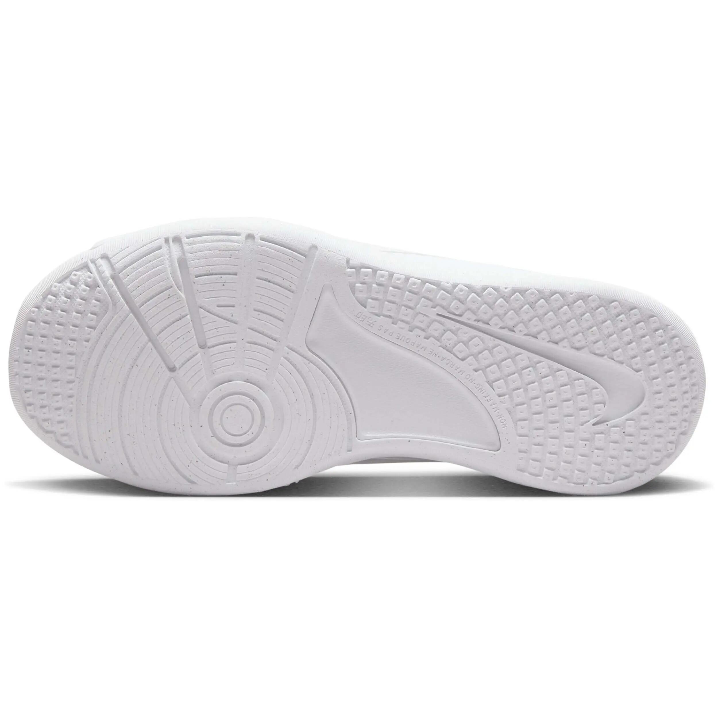 Sapatilhas Nike modelo Omni Multi-Court para mulheres 5/5