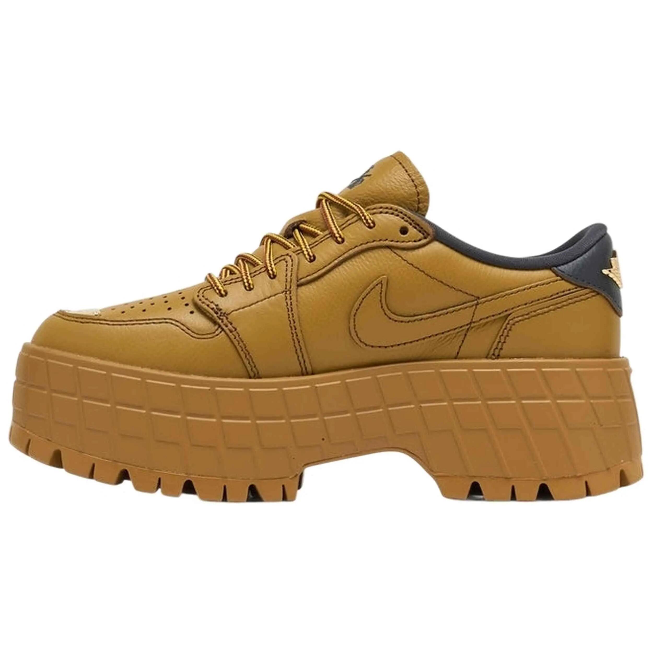 Sapatilhas Jordan modelo HF3184-700 para mulheres 2/5