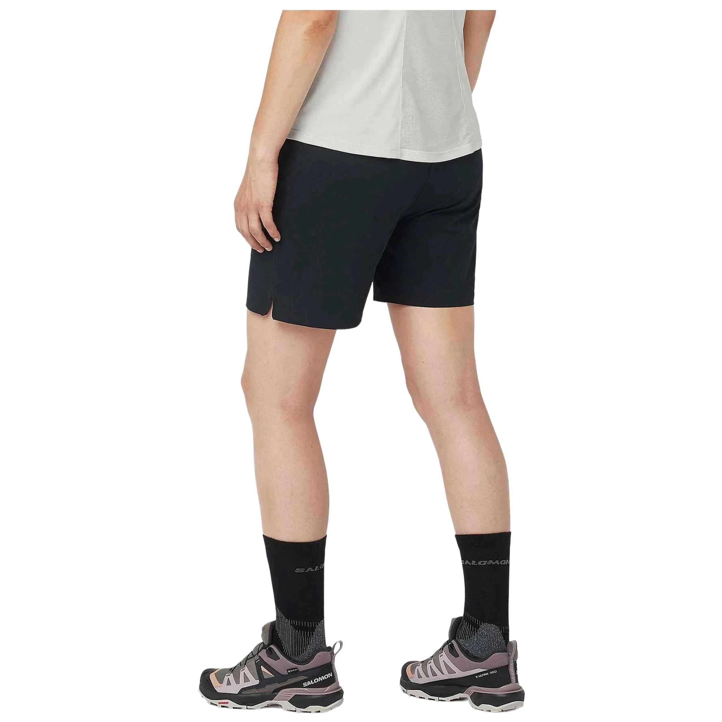 Pantaloncini Salomon modello Pantalón corto Salomon Wayfarer Ease neg per uomini 3/4