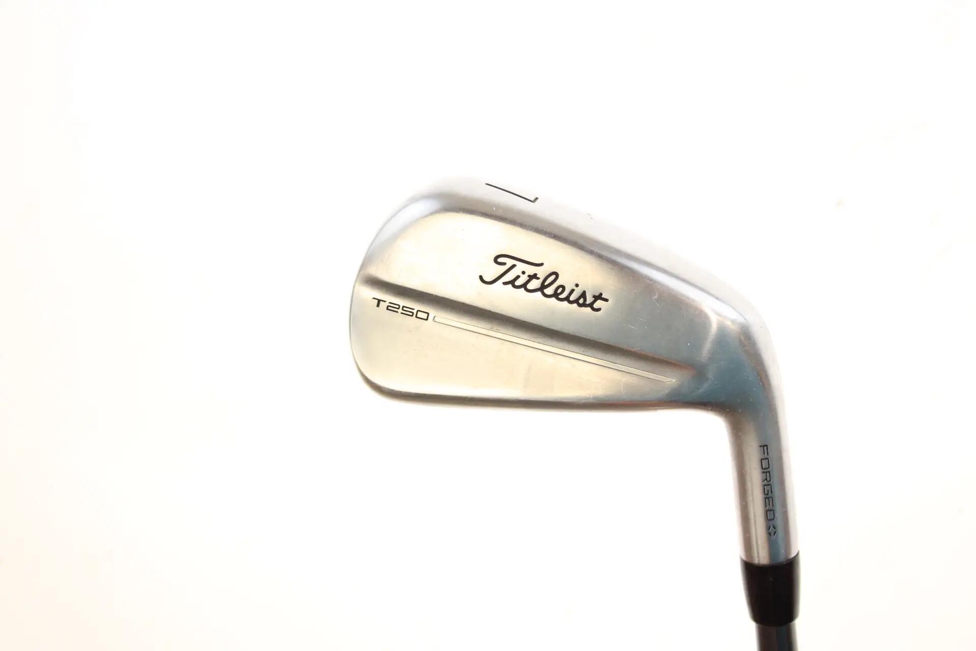 TITLEIST picture