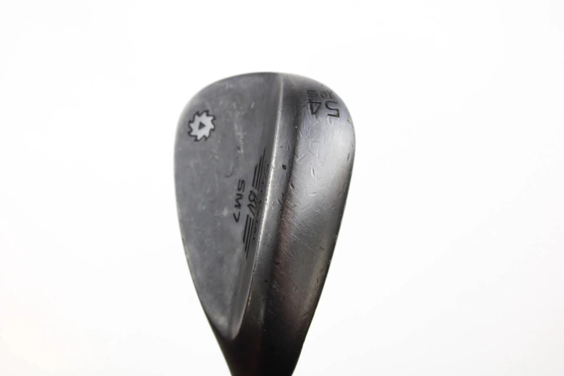 Seconde vie - Titleist Vokey SM7 Jet Black S Grind RH 54-deg Wedge - Good 2/5