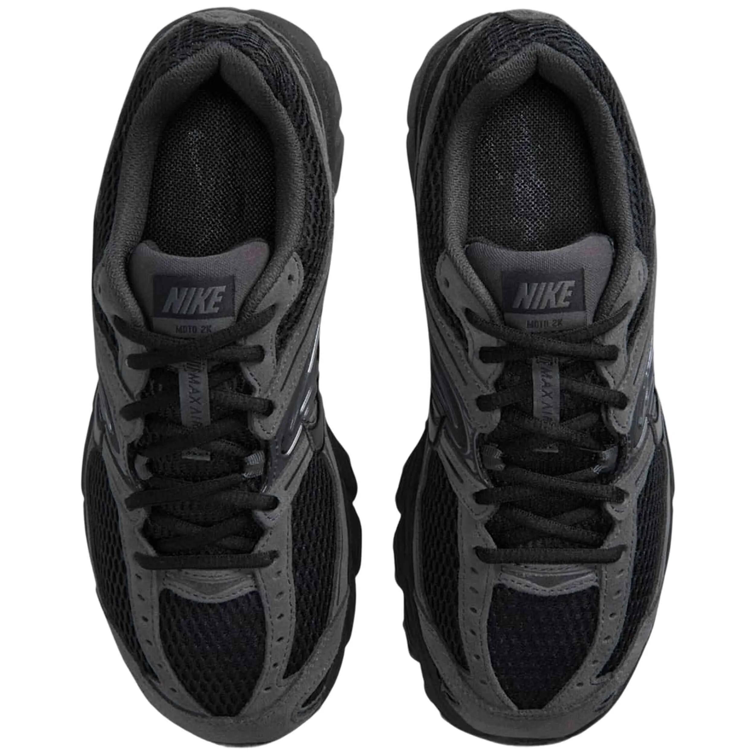 Scarpe Nike modello IO4862-001 per donne 3/5
