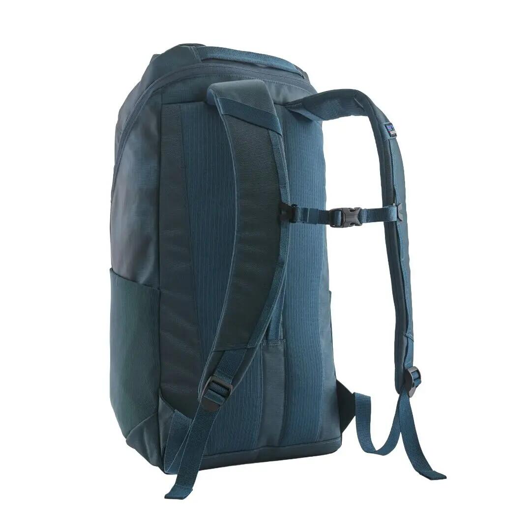 Mochila Azul Patagonia Hole® Pack 25L Sastrugi Summit Blue con tejido Antidesga 3/5