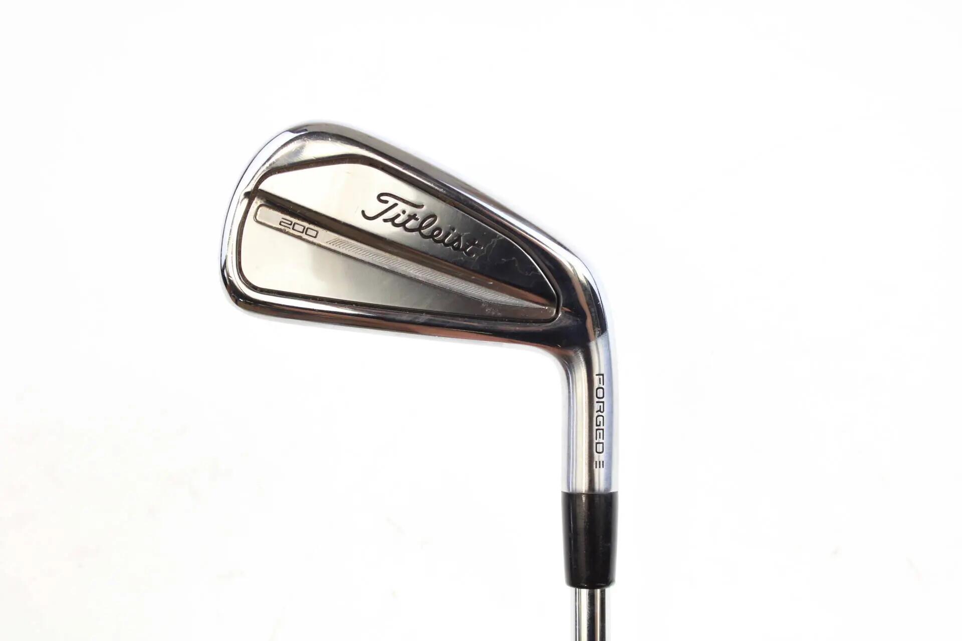 TITLEIST picture