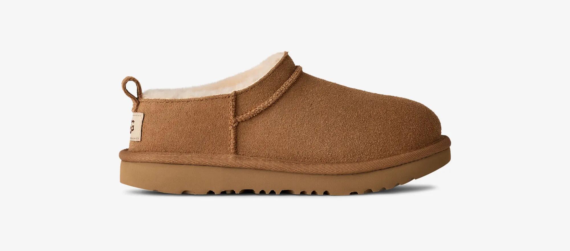UGG Classic Micro Slipper - Papucă de interior pentru copii, culoare Castan