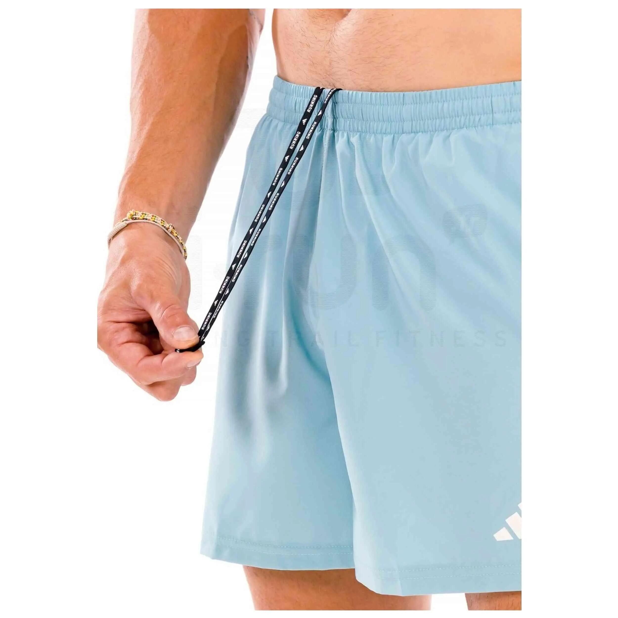 Short Adidas modèle Pantalón corto adidas Own The Run 5 inch azul cla pour homme 4/4