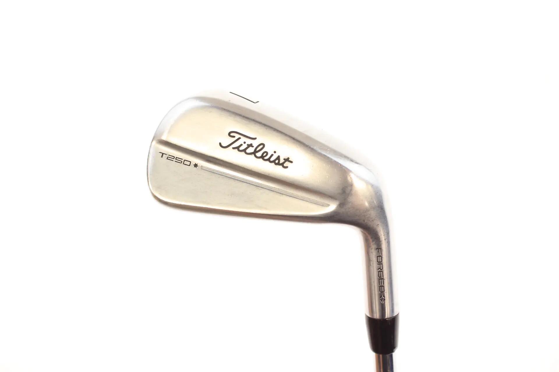 TITLEIST picture