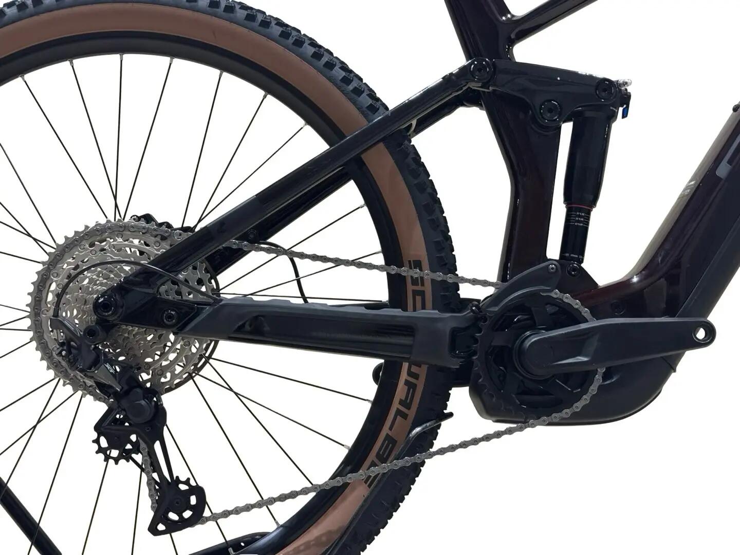 Segunda vida - Bicicletas E-montanha Cube Stereo Hybrid 140 HPC Race - Como novo 11/13