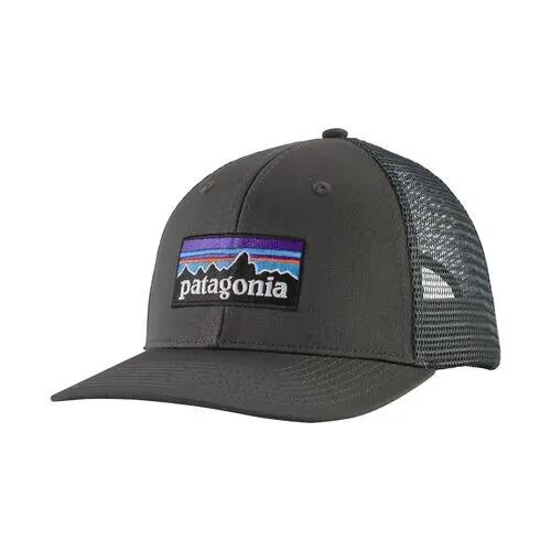 Gorra Gris Patagonia P-6 Logo Trucker Hat Forge Grey con Cierre Ajustable 4/4