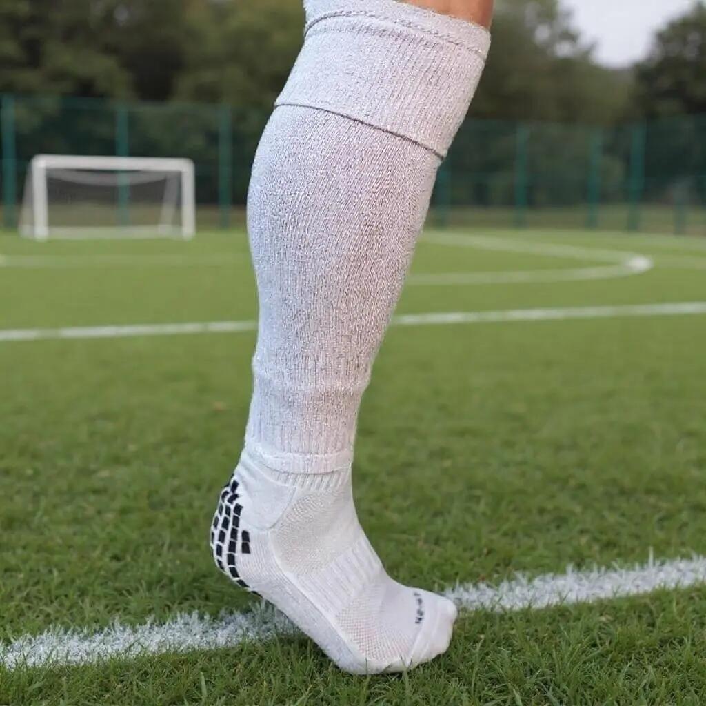 Weiße Fußballstulpen (Socken ohne Fußteil) 37-41 2/2