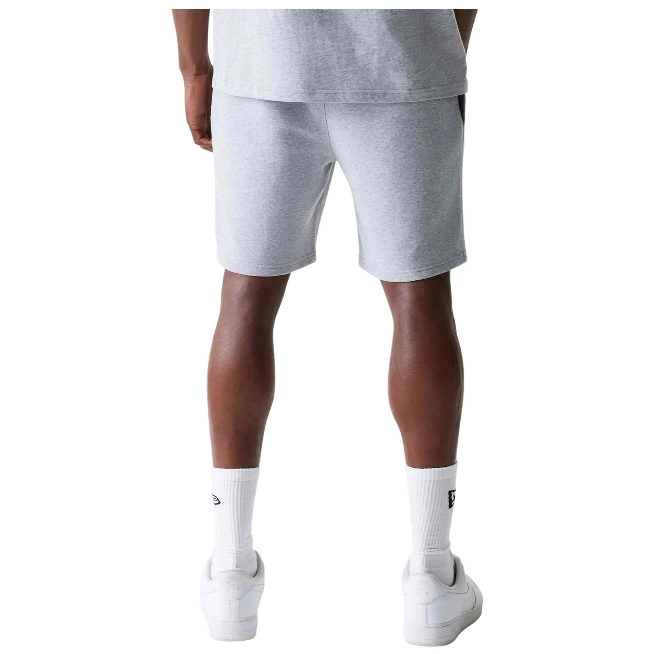 Short New era modèle 6067576032 pour homme 2/5