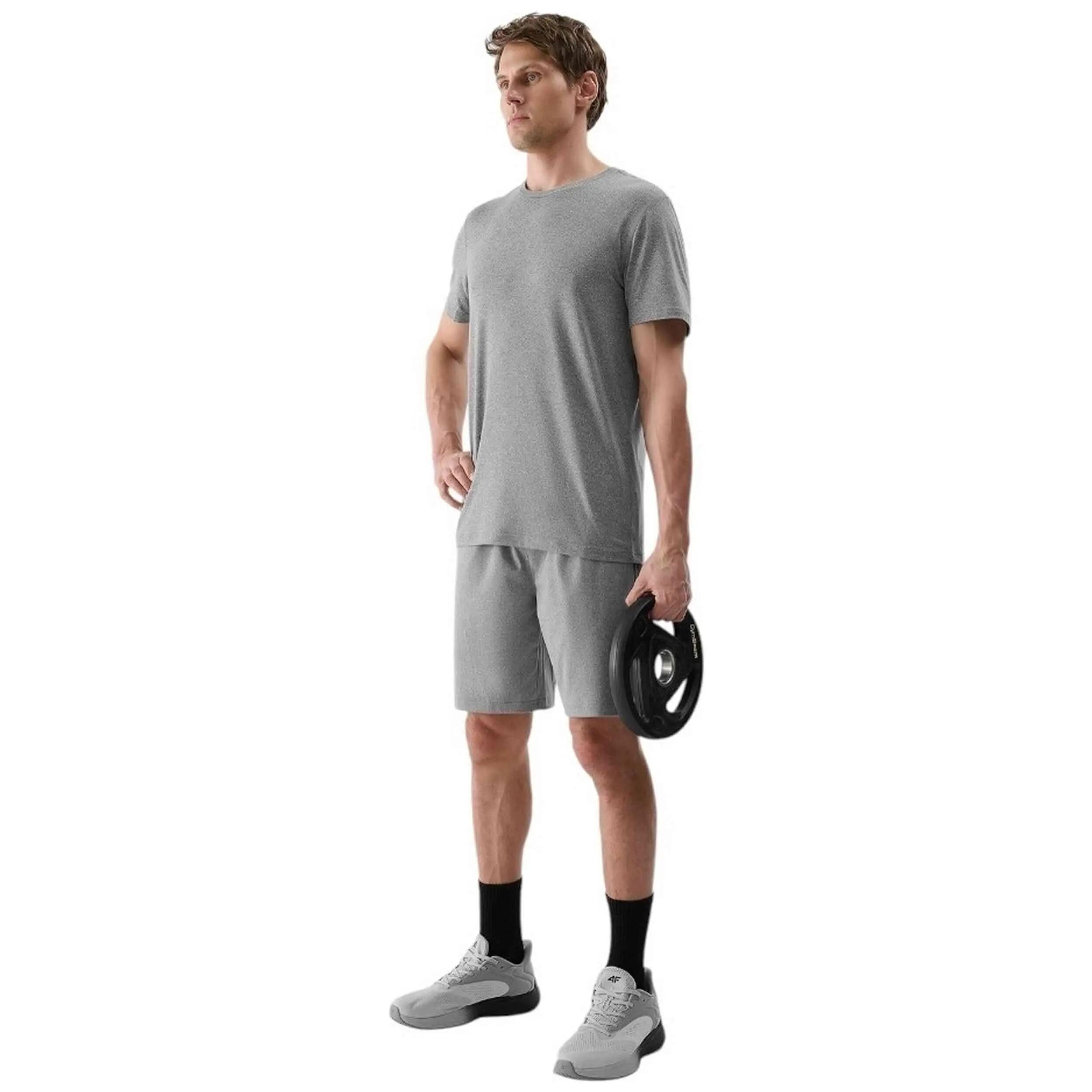Korte broek 4F model 4FWSS25TFSHM0911-25M voor mannen 3/4