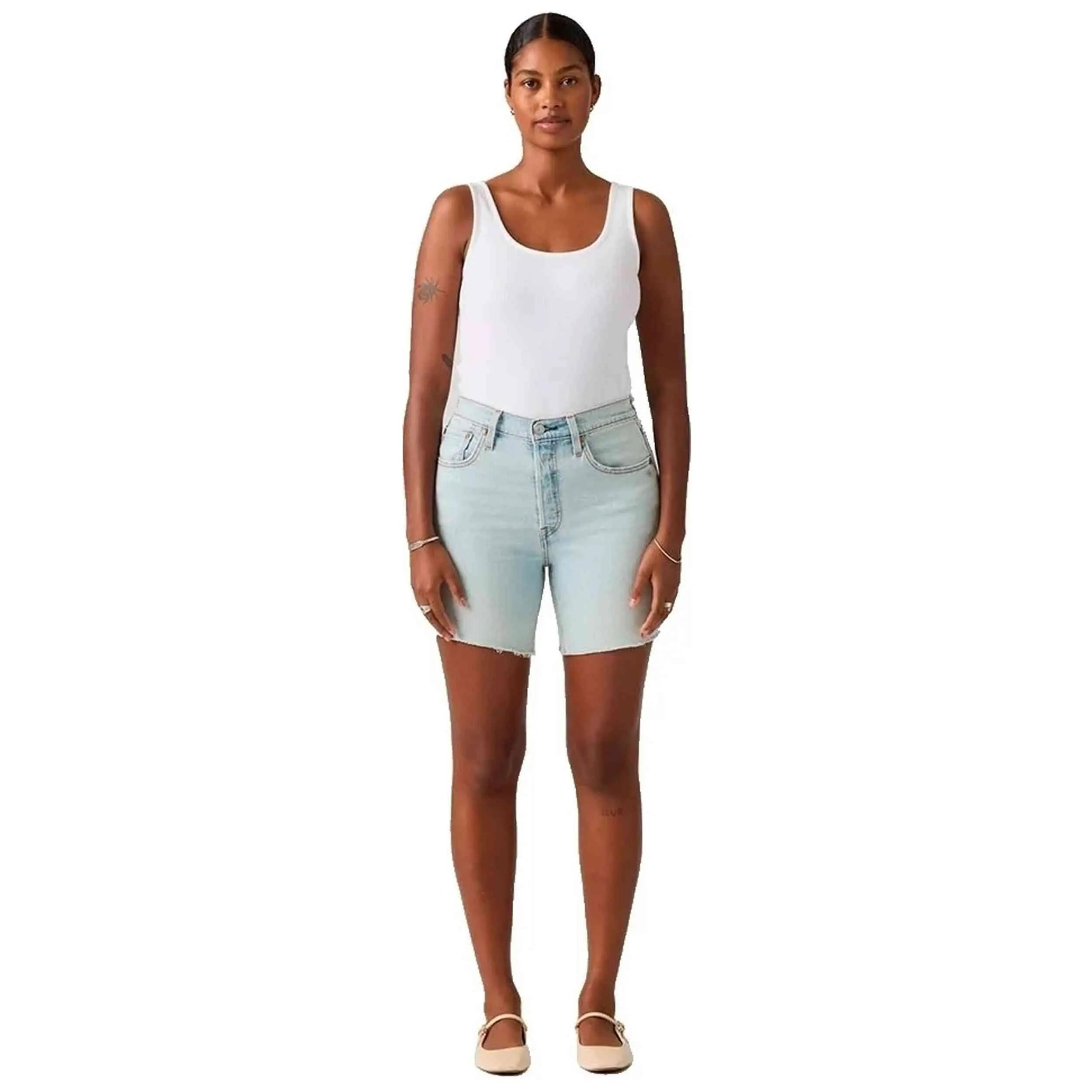 Pantalon corto Levi's modelo 501® MID THIGH SHORT LW GIFTED BACK LTW para mujer 4/5