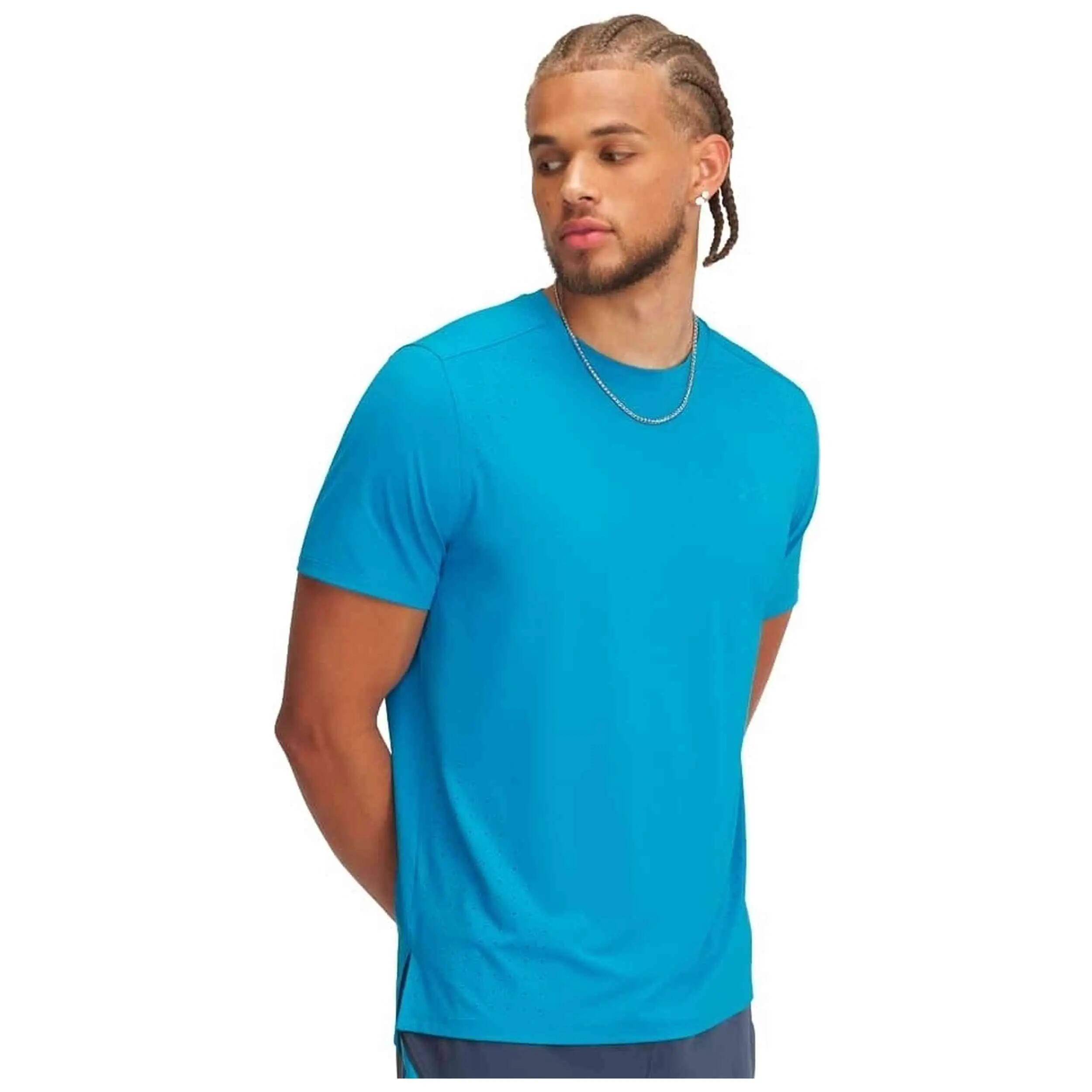 UNDER ARMOUR picture