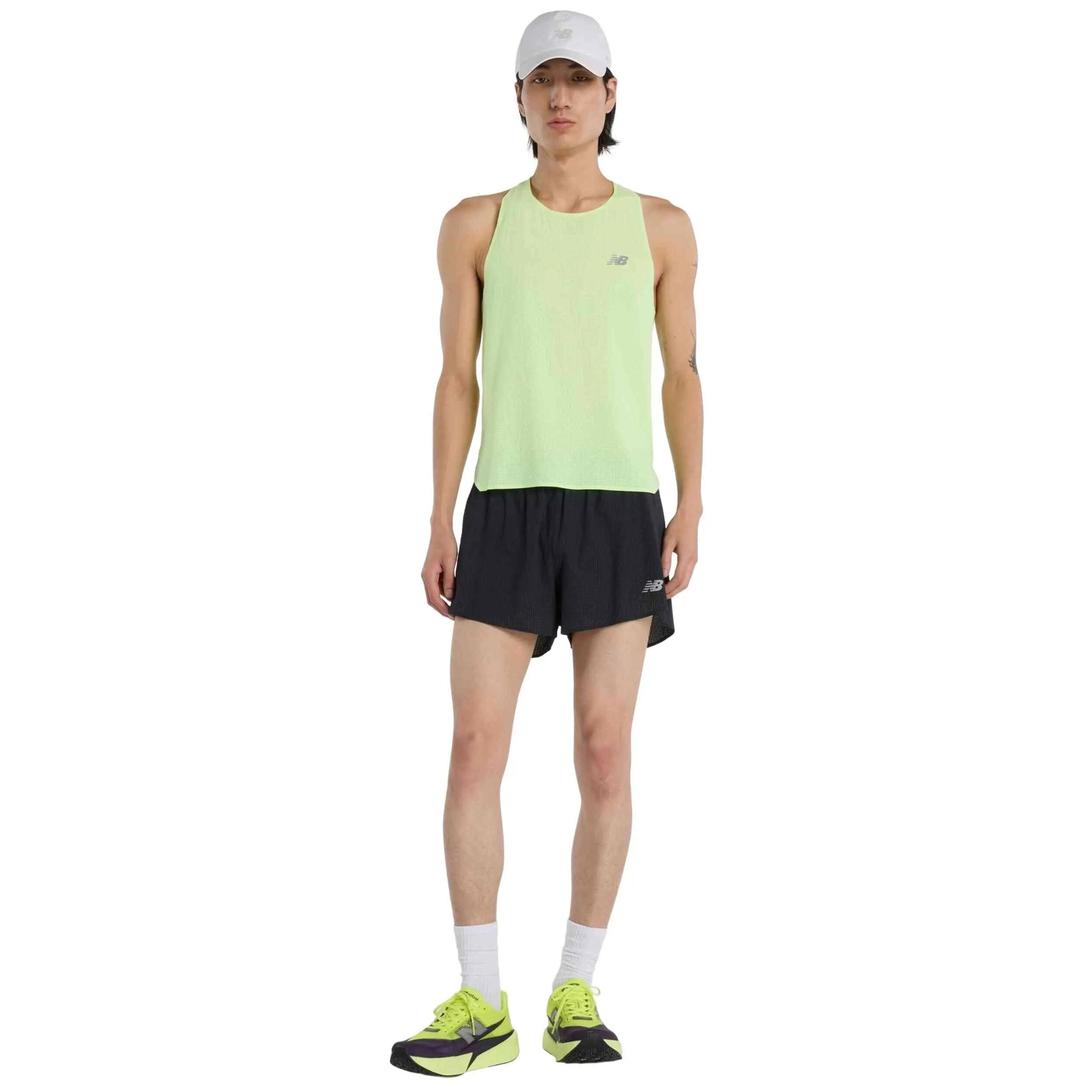 Maglia a maniche corte New balance modello Camiseta New Balance Race D per donne 3/5