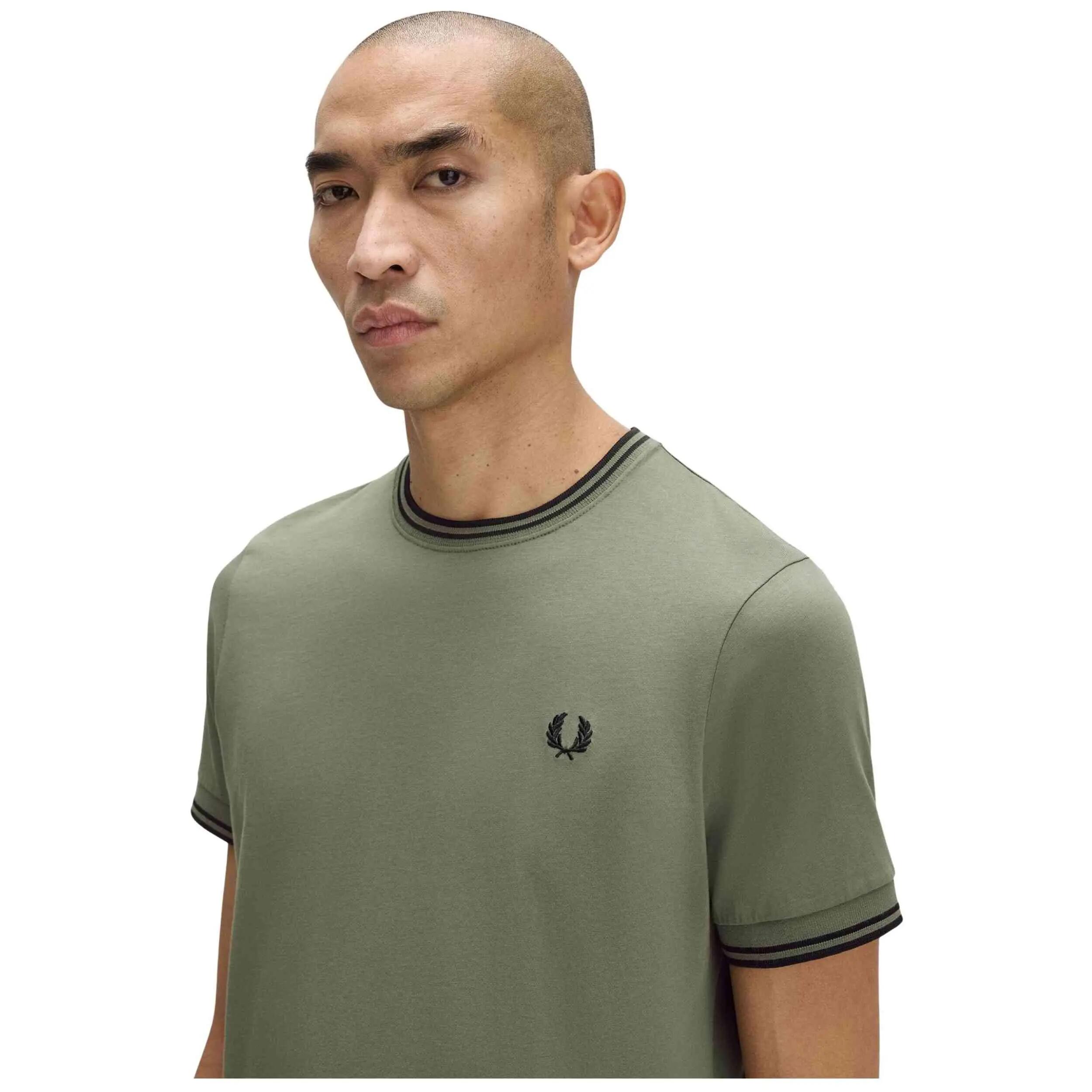 T-shirt Fred perry modelo M1588Z50 para homem 2/5