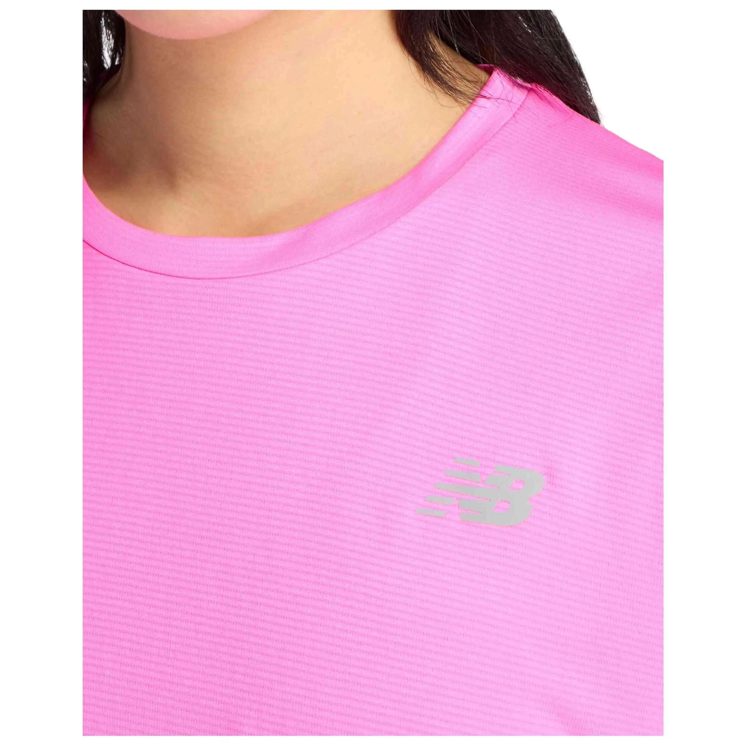 T-shirt New balance modelo Sport Essentials T-Shirt para mulheres 4/7