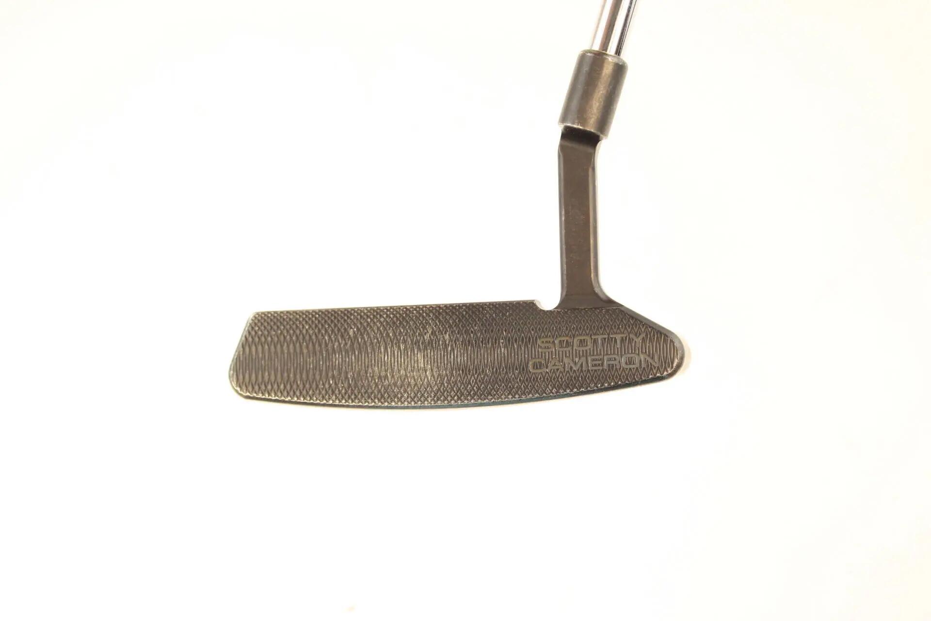 Seconde vie - Scotty Cameron Studio Select Newport 2 Black Mist RH Putter - Good 2/5