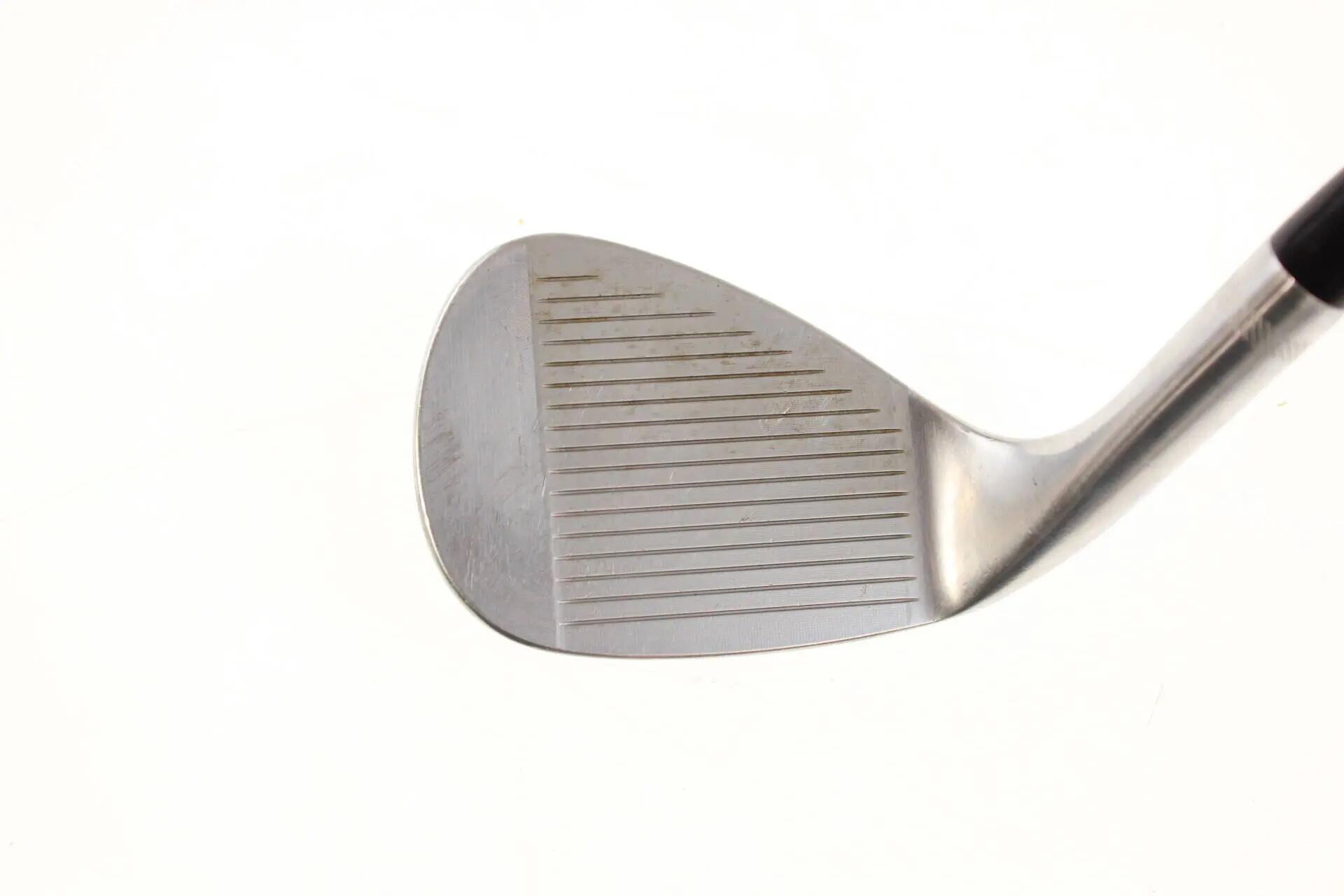 Seconde vie - Titleist Vokey SM7 Tour Chrome F Grind RH 56-deg Wedge - Good 3/5