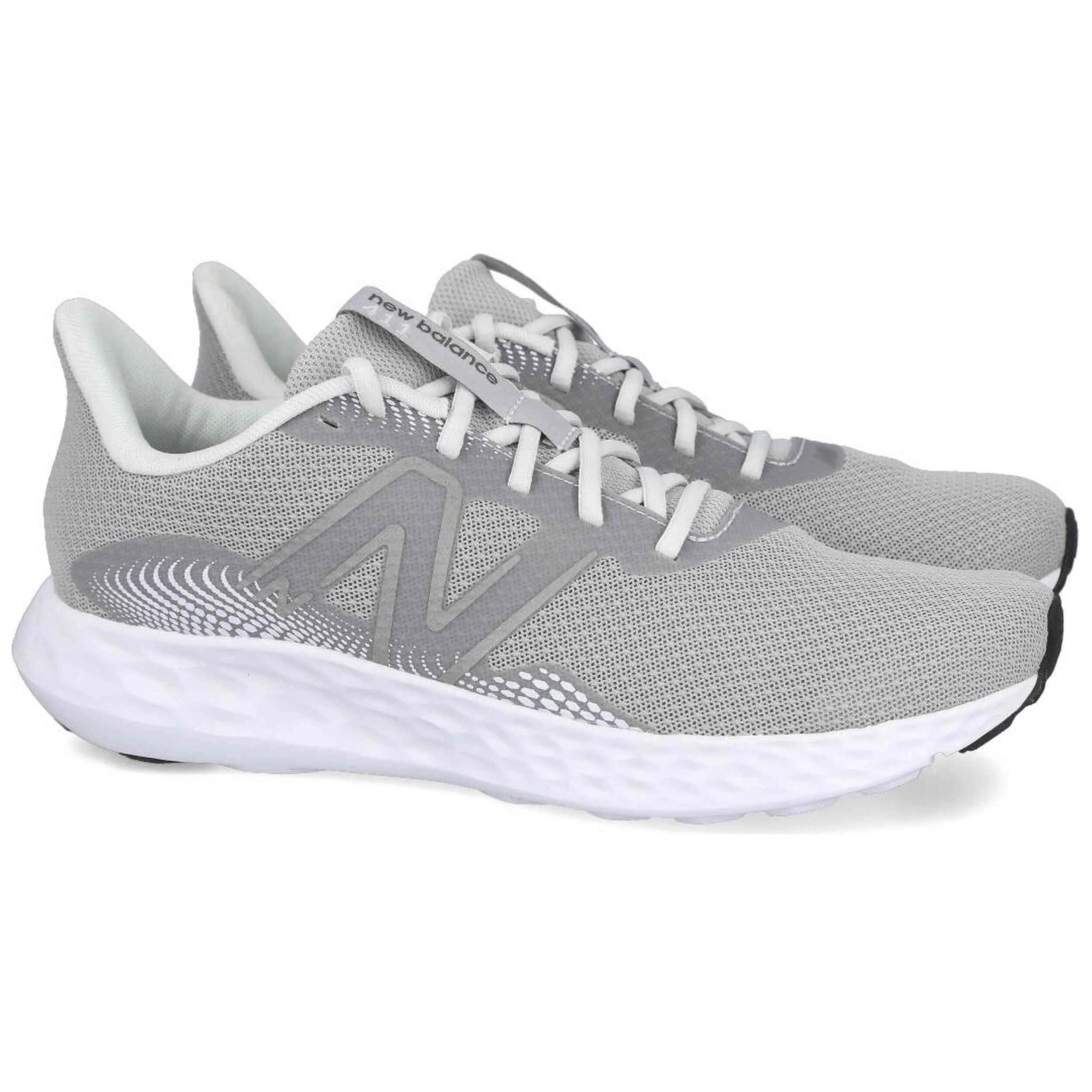 Sapatilhas New balance modelo 070-582658 para unissex 4/5