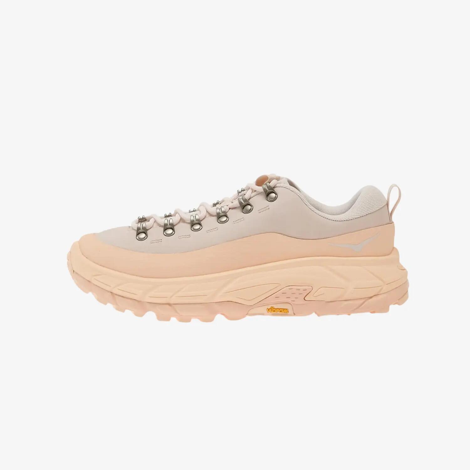 HOKA Tor Summit Rose Cream - Adidas-ul inspirat de cărări