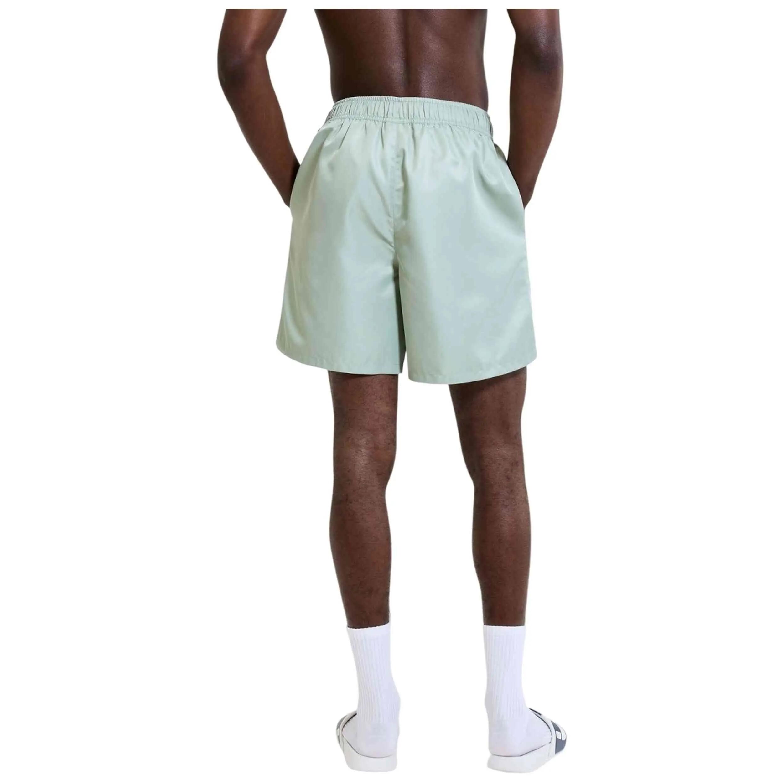 Pantalon corto Ellesse modelo SHA22567-GRN para hombre 2/3