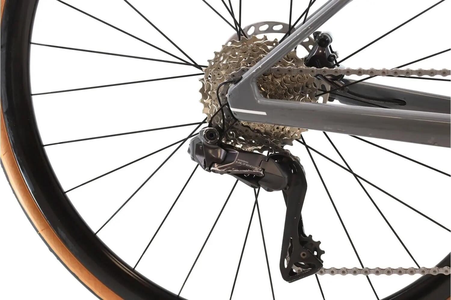 Segunda Vida · Bici estrada ·  TeamTimemachine SLR01 FIVE Di2 12V 3/8