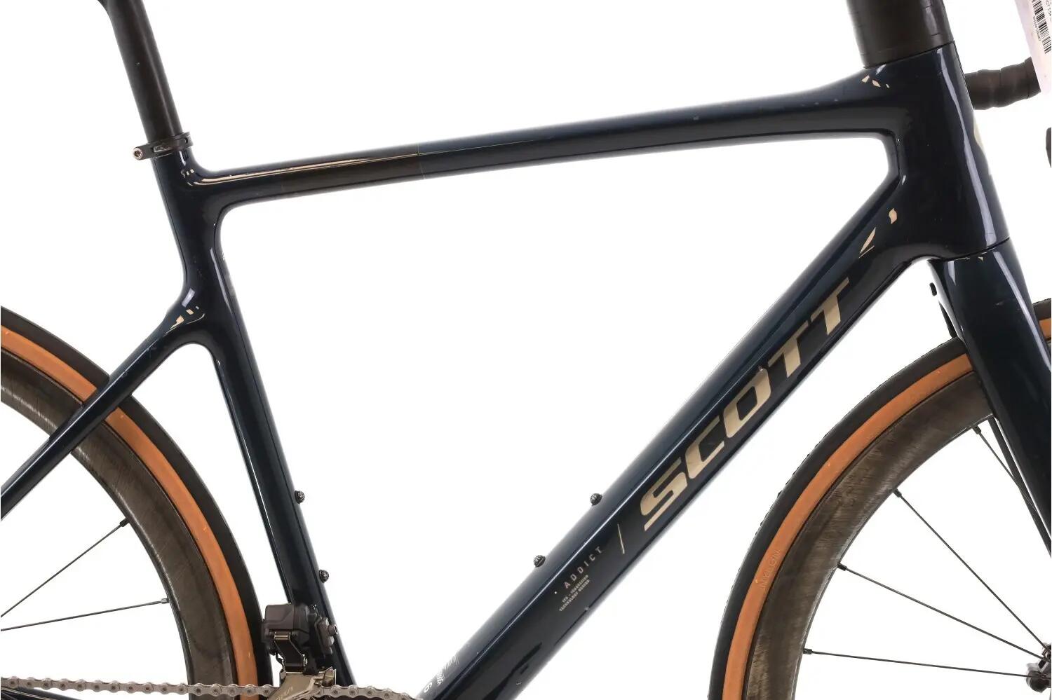 Segunda Vida · Bicicleta estrada ·  Addict 20 Di2 12V · Muito bom estado 2/8
