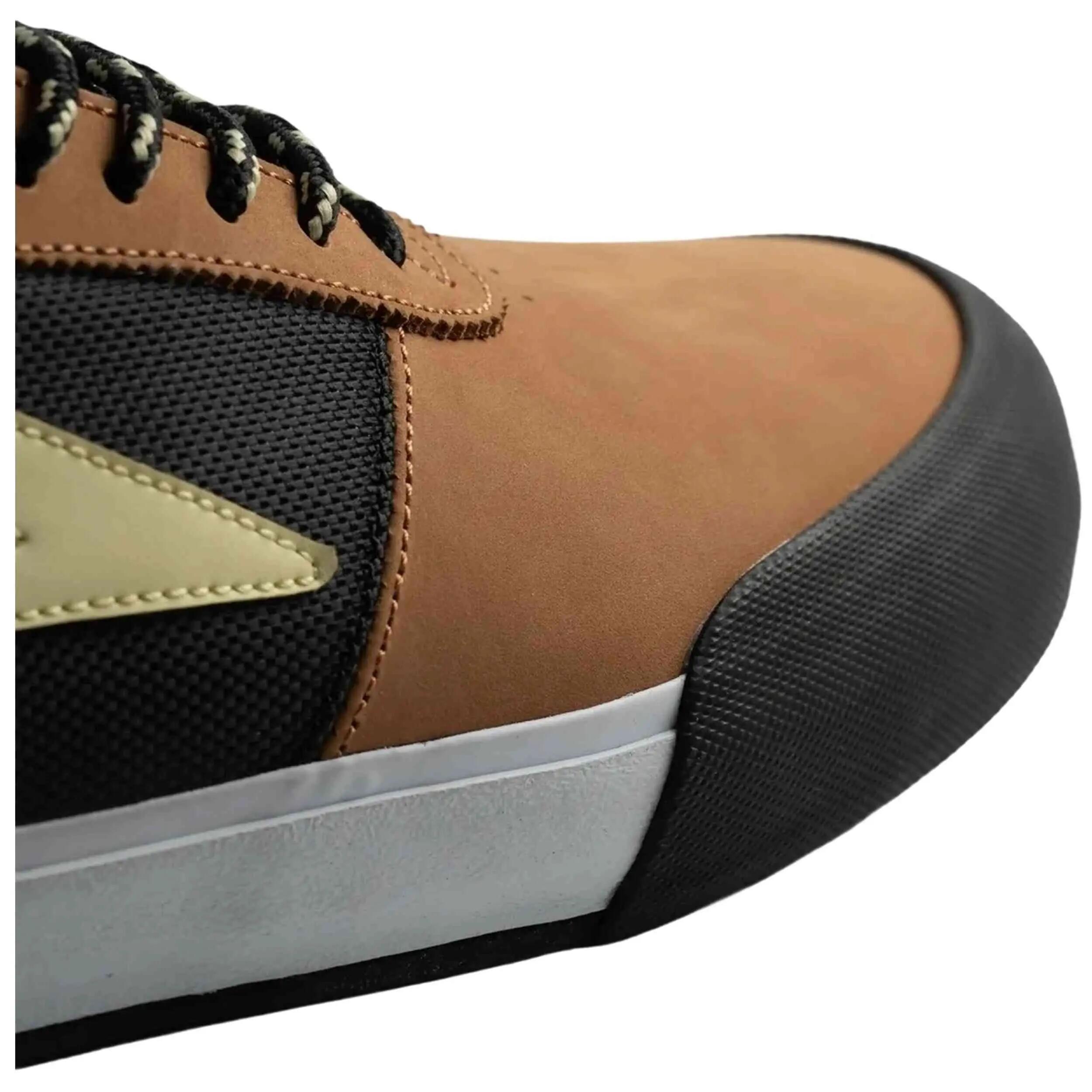 Sapatilhas Lakai modelo Manchester Elite Brown Sugar Hiker para unissex 3/4