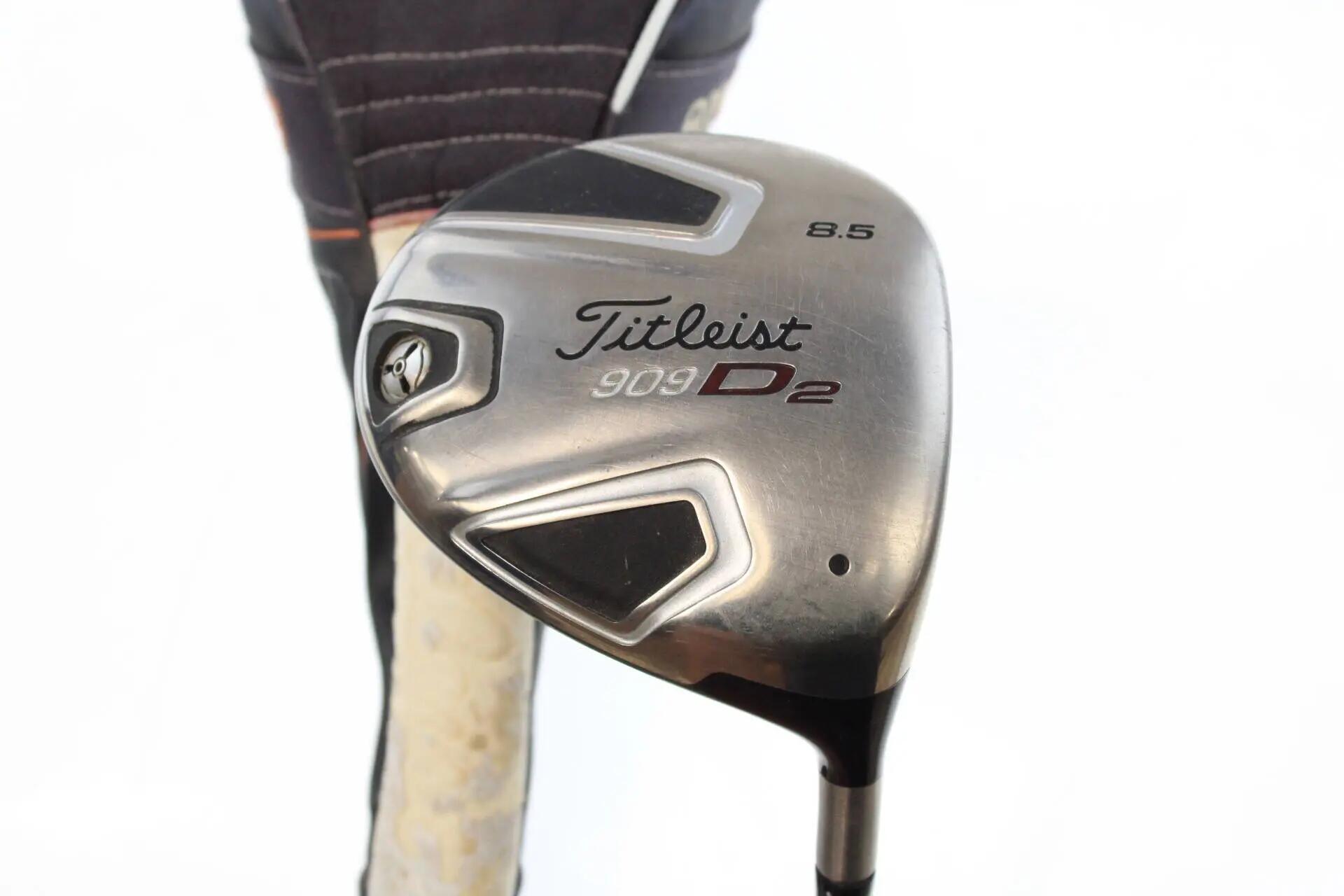 TITLEIST picture