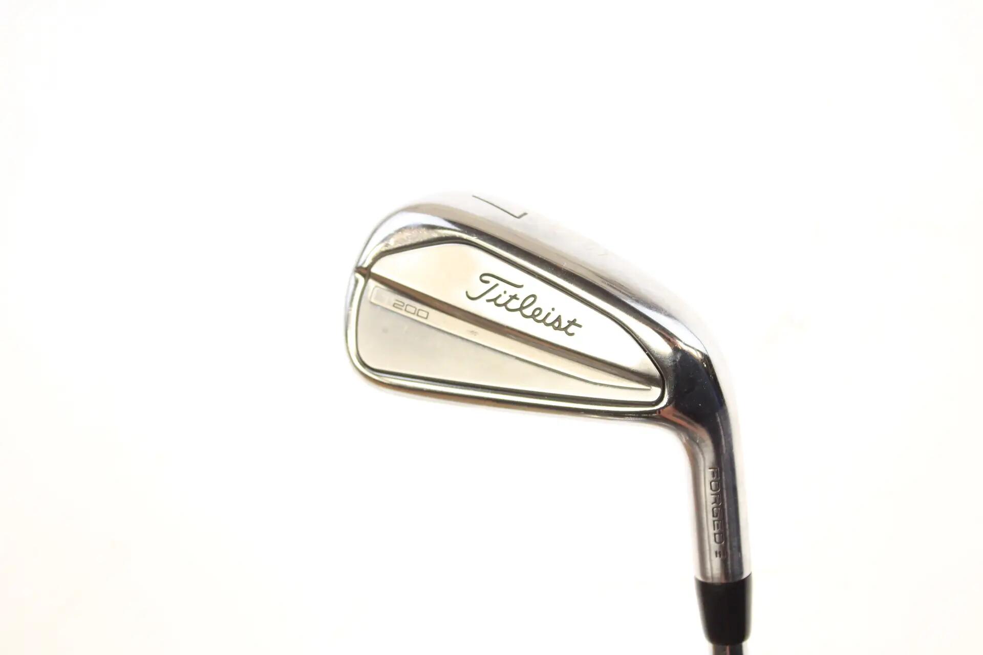 TITLEIST picture