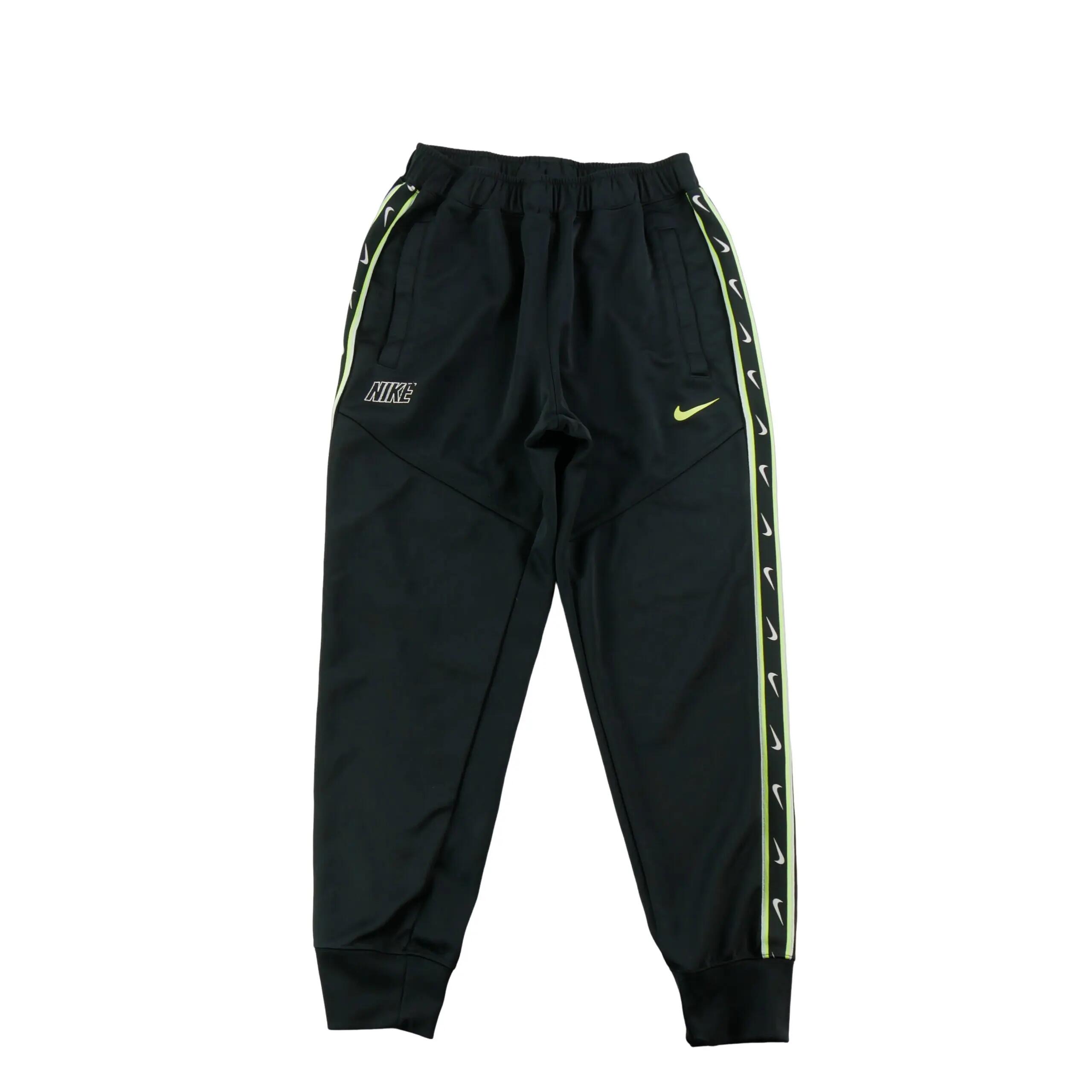 NIKE picture
