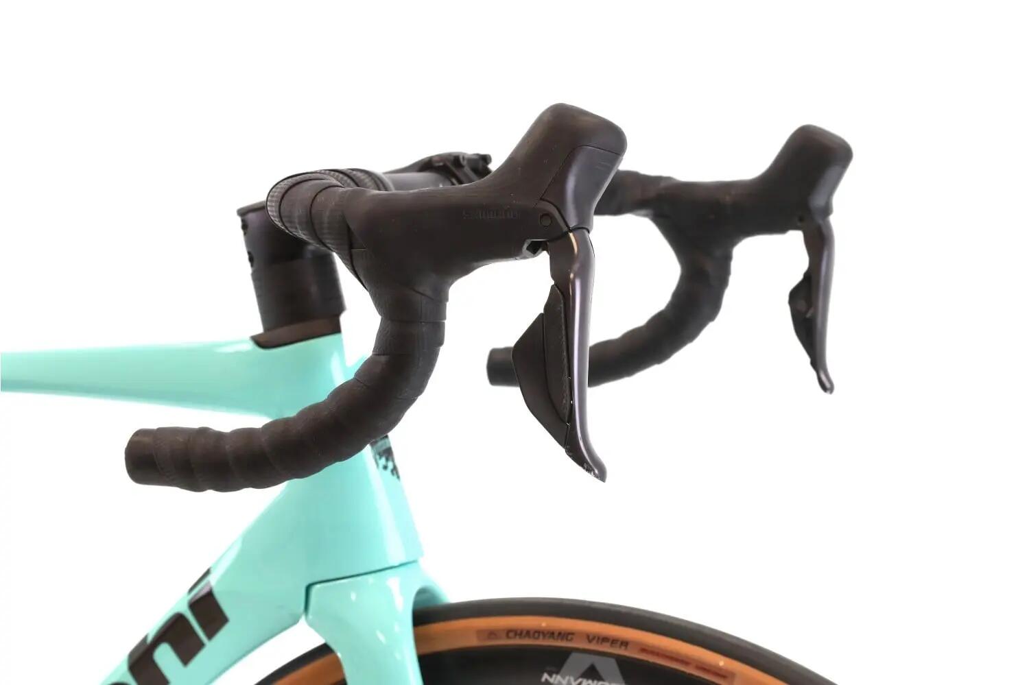 Segunda Vida · Bici estrada ·  Specialissima Comp Di2 12V · Muito bom estado 6/8